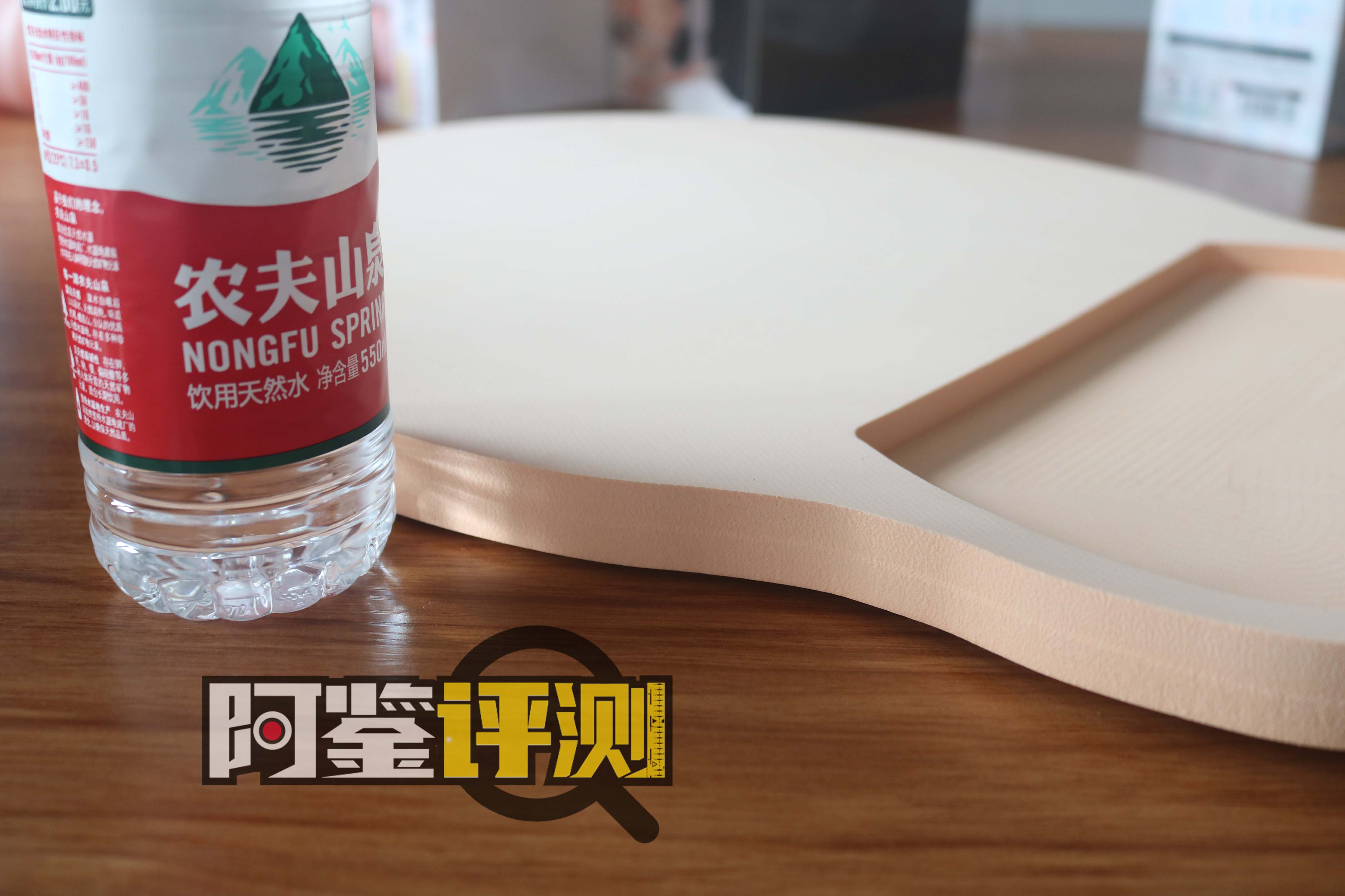 胸模搭档best match！日本汤玛托易士大型鼠标垫板评测，居然真的这么大？？！