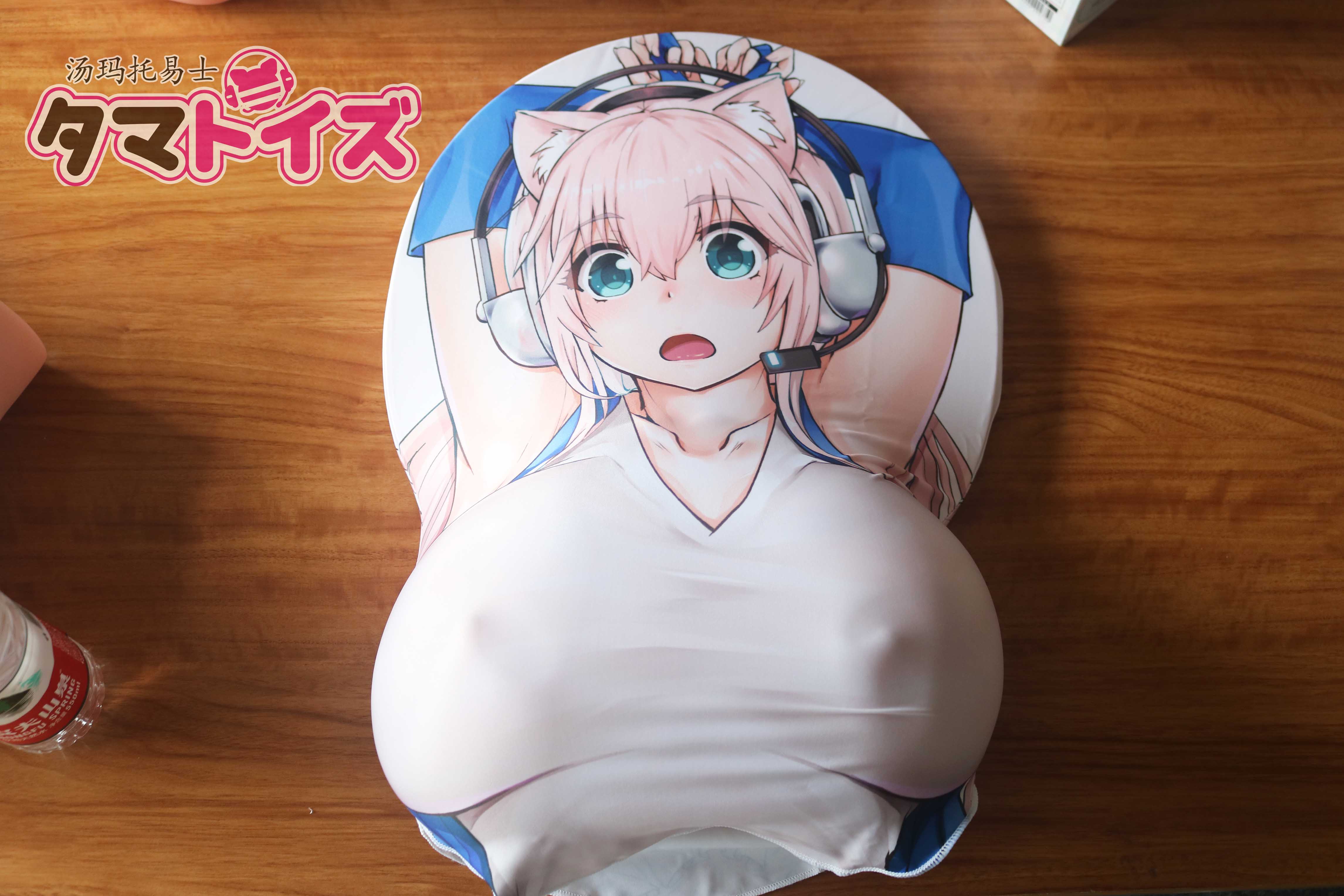 胸模搭档best match！日本汤玛托易士大型鼠标垫板评测，居然真的这么大？？！