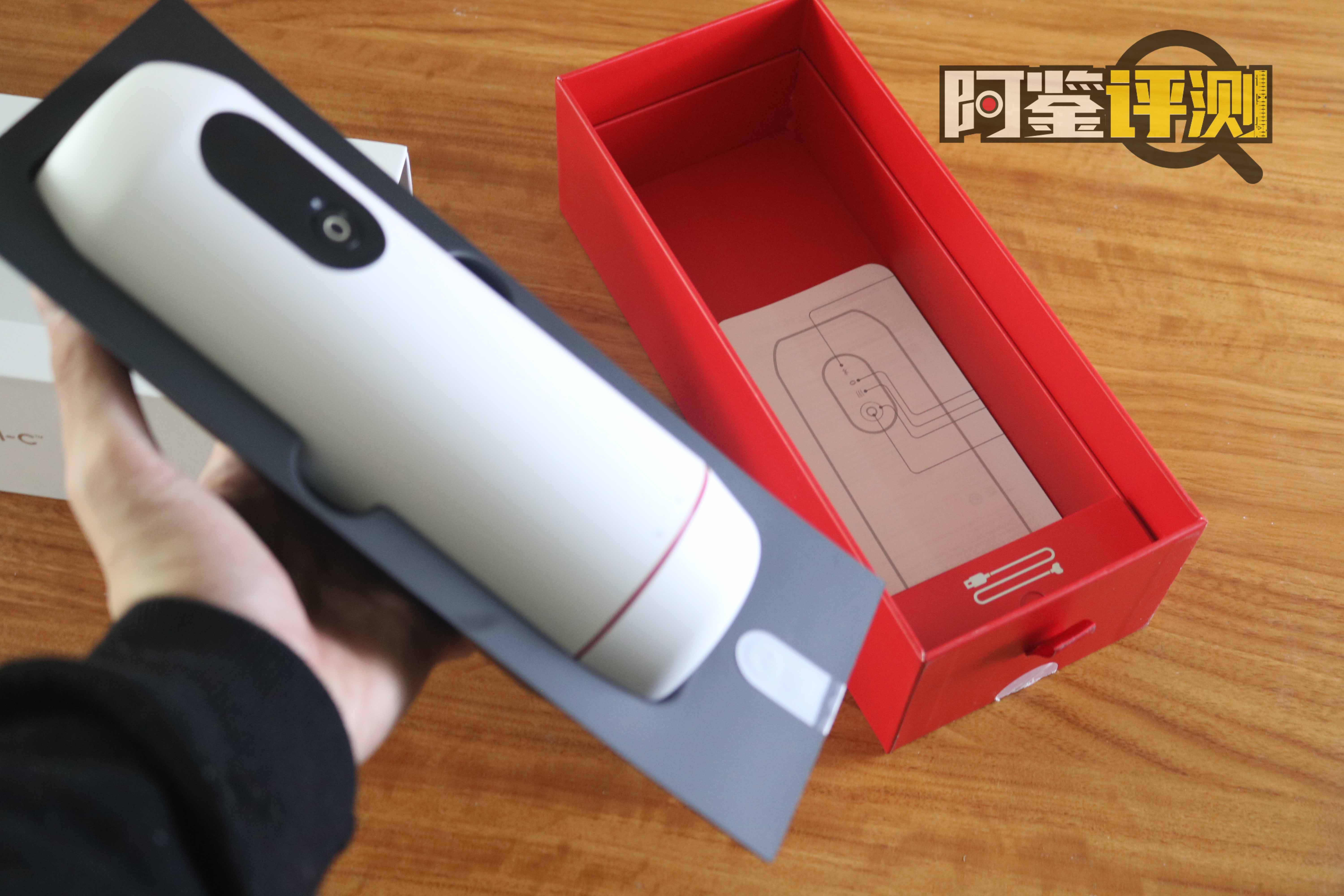 Touch-C远程蓝牙成人玩具，男用电动飞机杯评测（part.1）