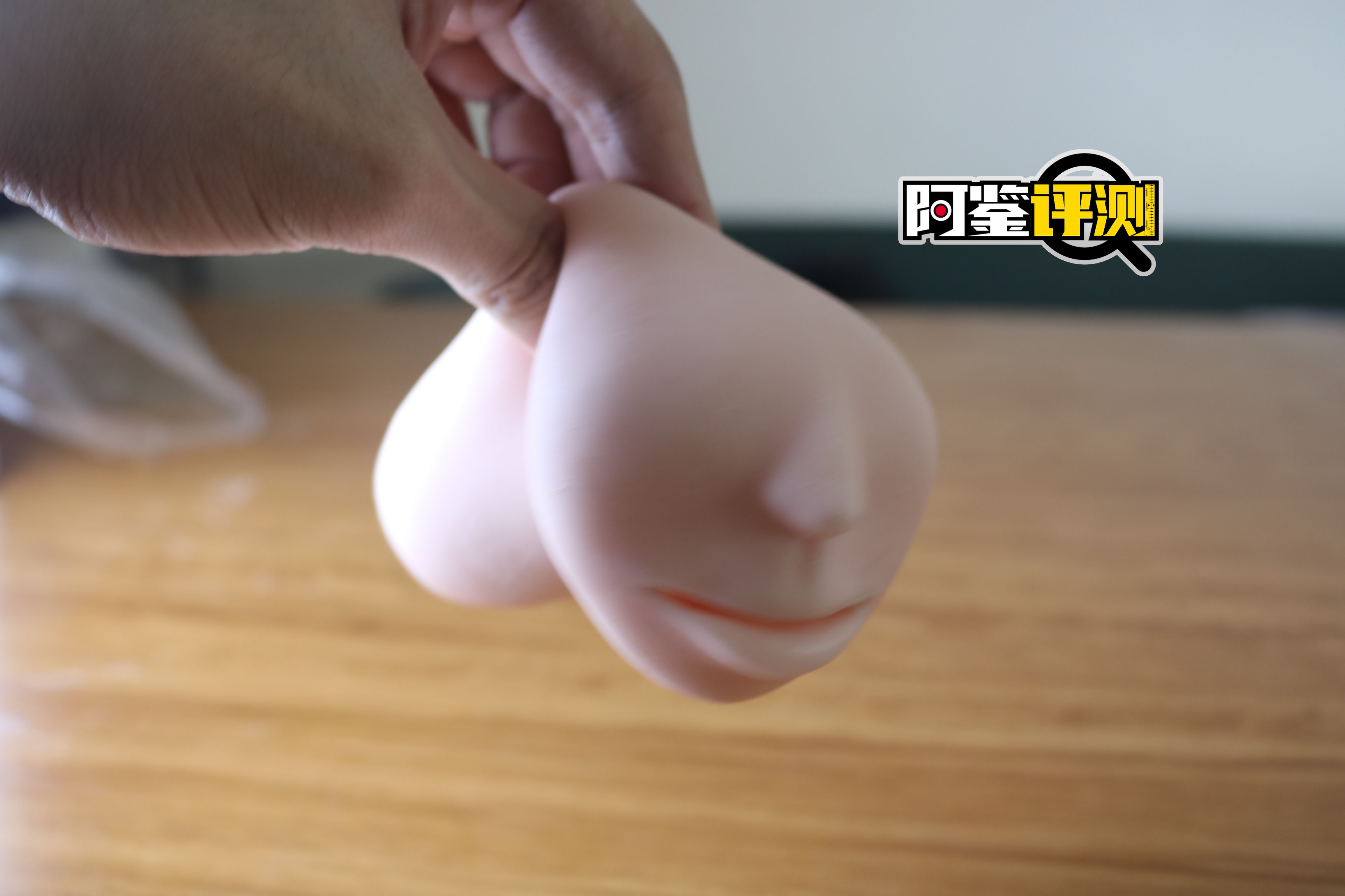 magic eyes真实之口mini（软款）评测，口杯最重要的就该是舌头和牙齿吧？