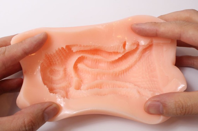 汤马托易士-“合欢恒天音”评测！Vtuber联名飞机杯~爆杀嘴臭雌小鬼！