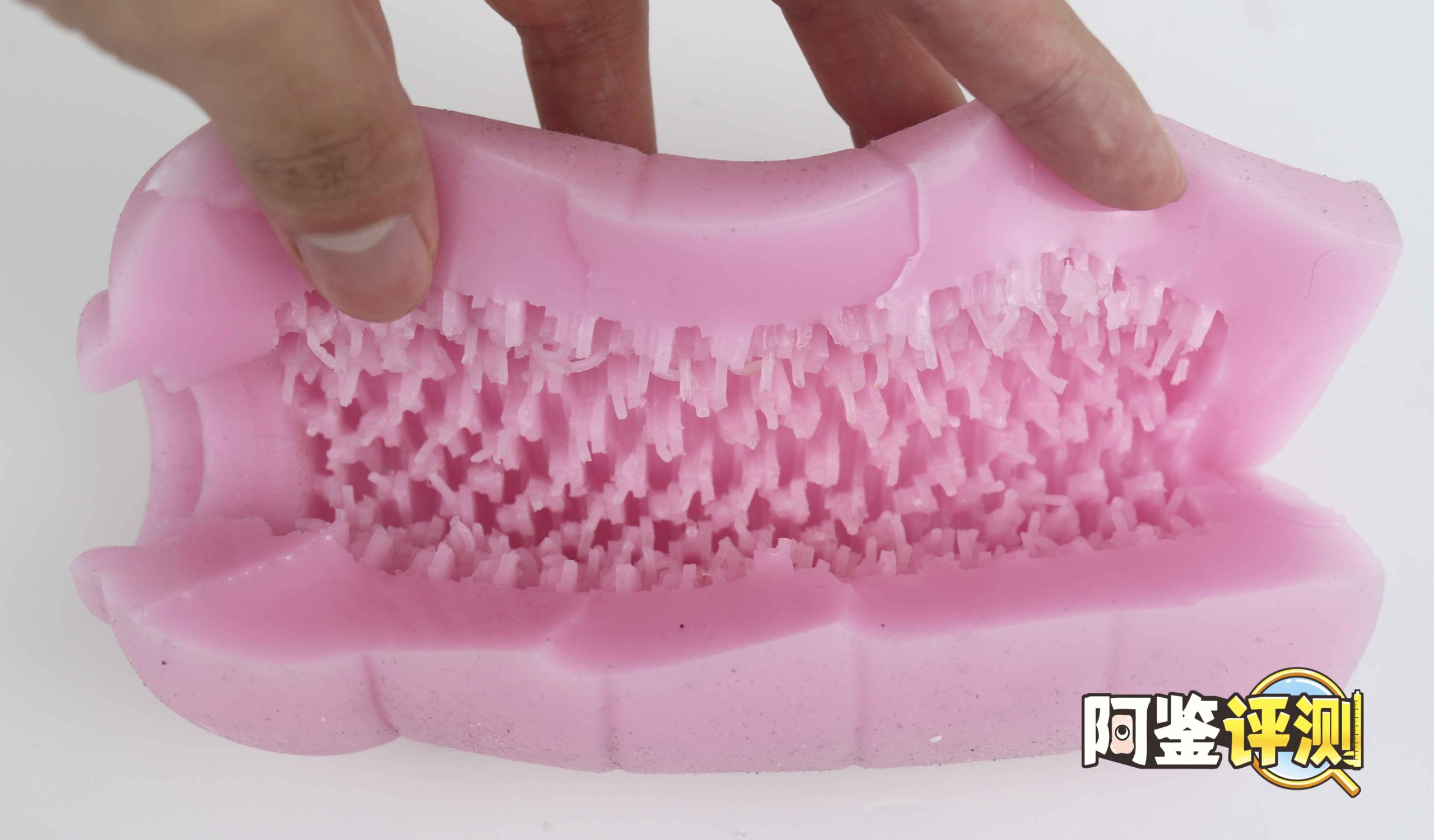 汤马托易士——“乳虐牢笼—人妻搜查官”评测！藏在变态联名包装下的，是超实用的复杂触手