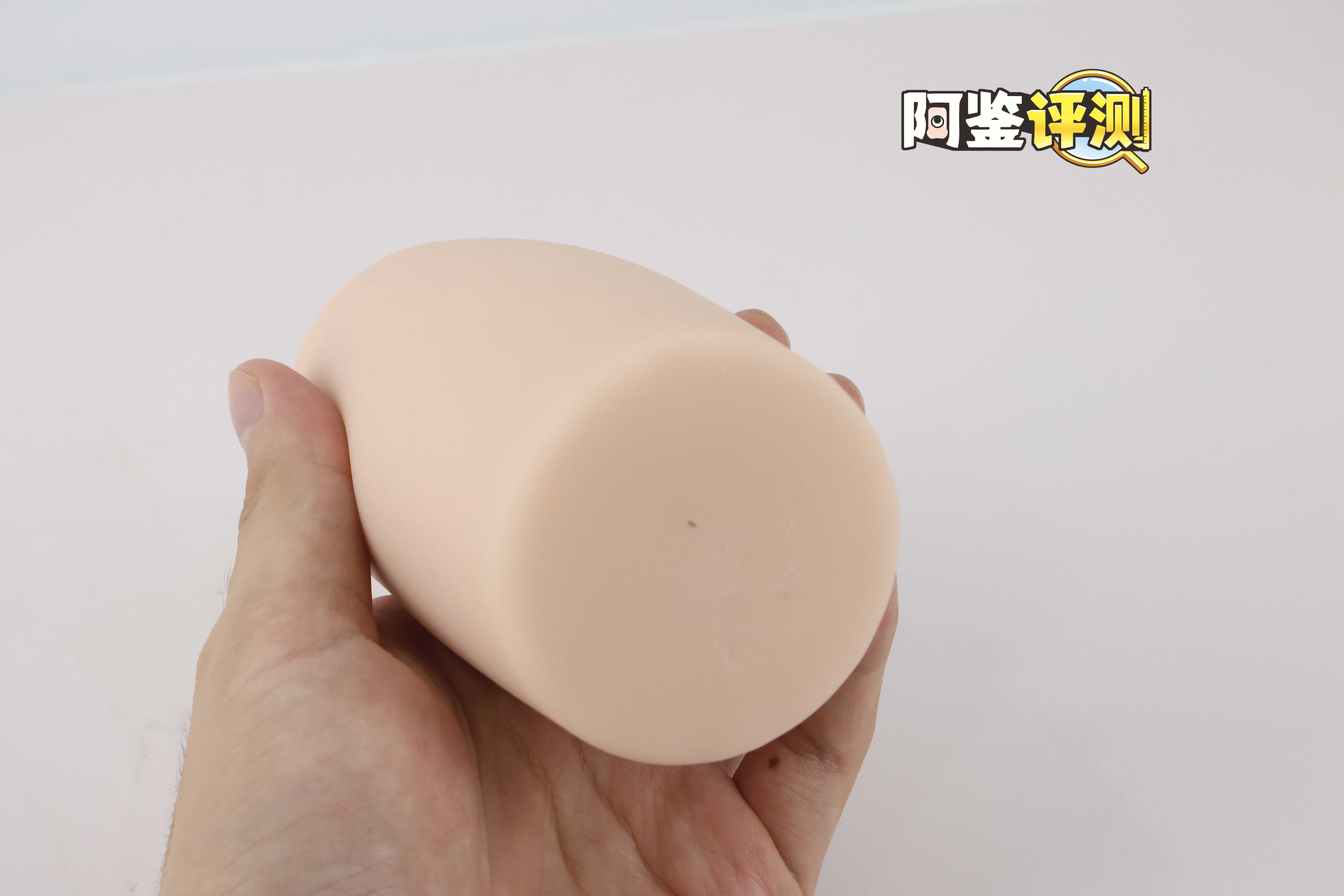 杯多多-“七彩罐娘”评测！隐蔽型的可乐罐飞机杯，图一乐还是真实用？（上：红，黄，橙）