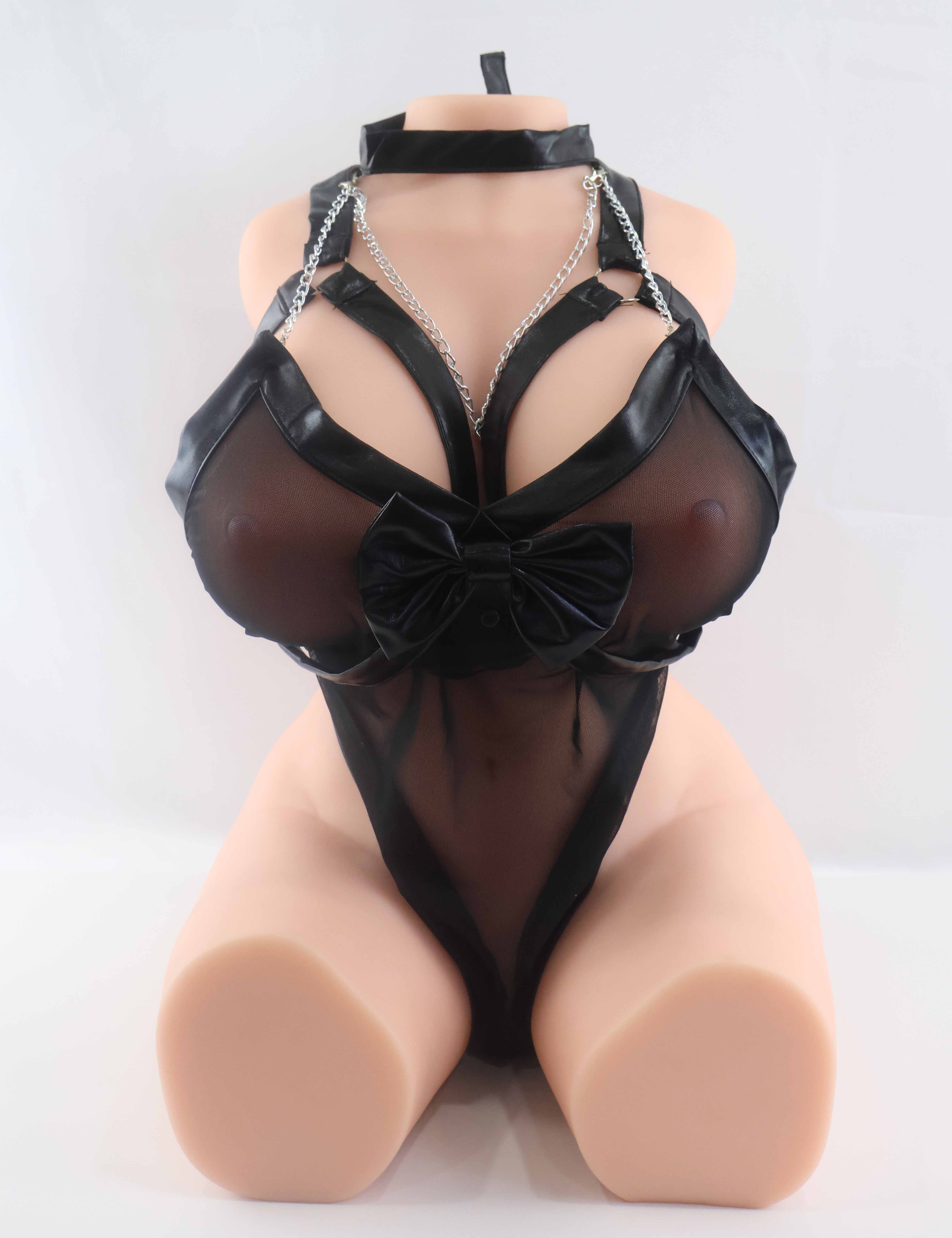 【流量警告】完熟女郎大身体试衣照片（废稿素材）