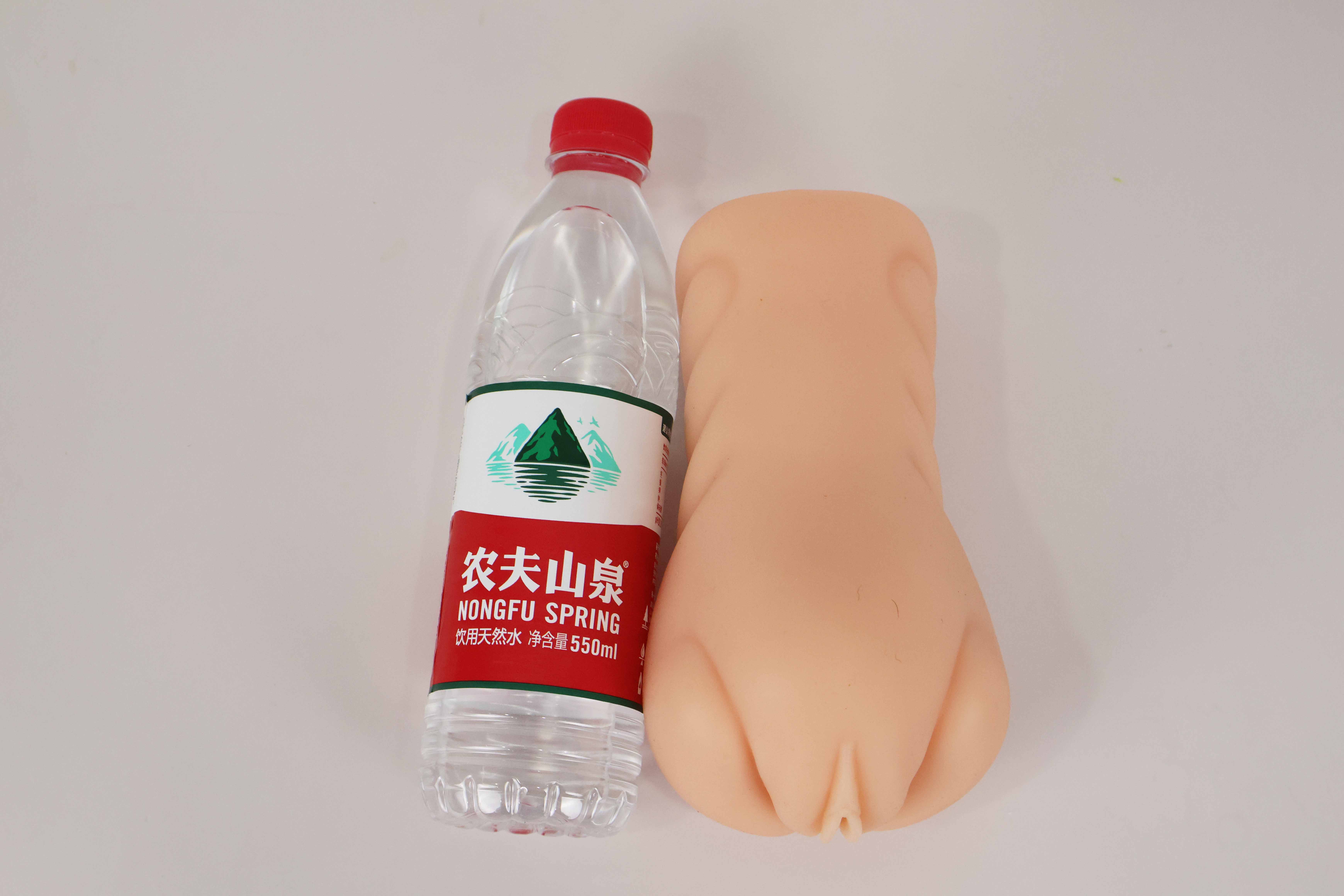 LoveFactor——“工口萌娘”评测！初次一般的紧致入口，挤压肉感后的球形宫口！