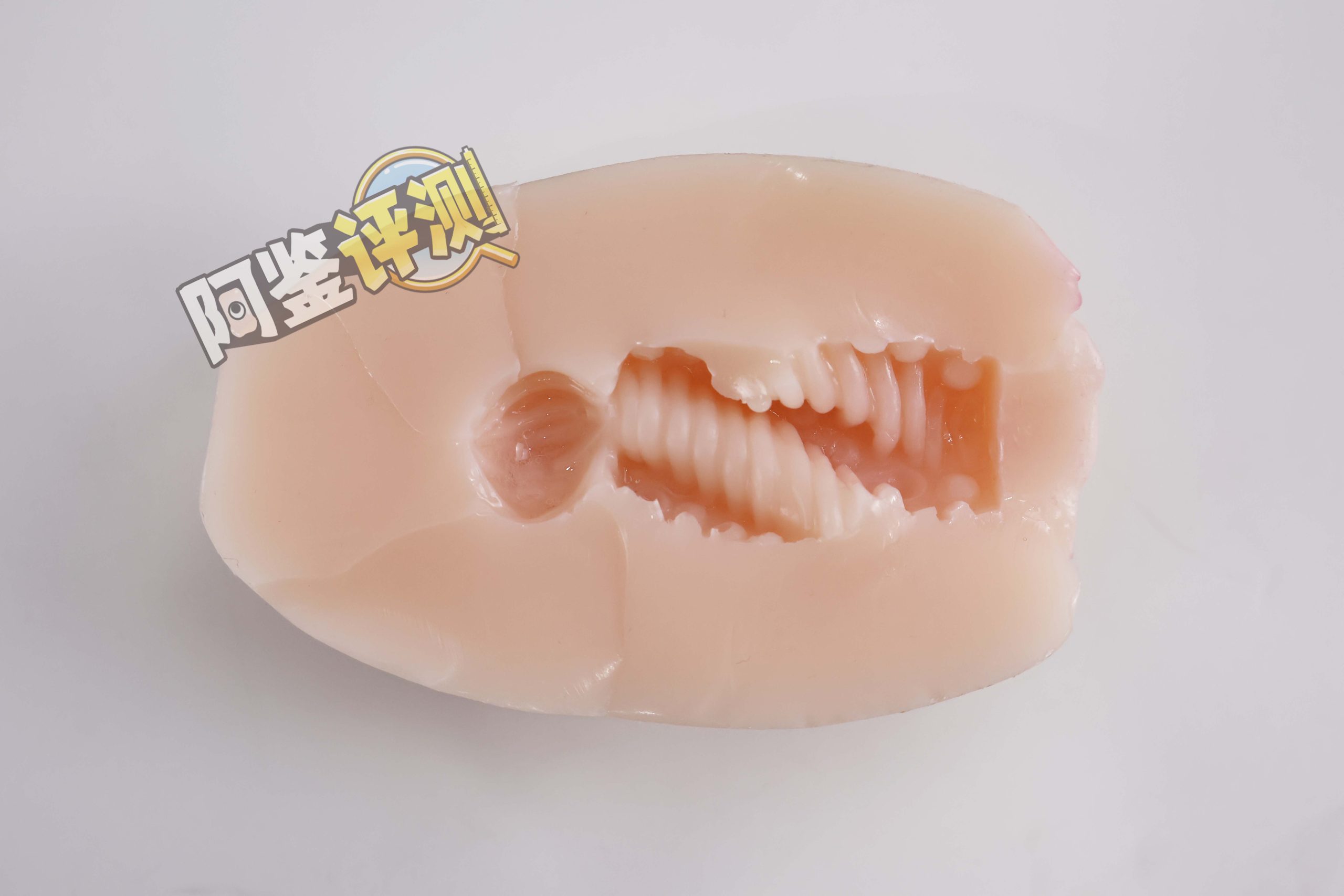 杯多多——“软萌蛋娘(红)”评测!低克重国产版TENGA egg?