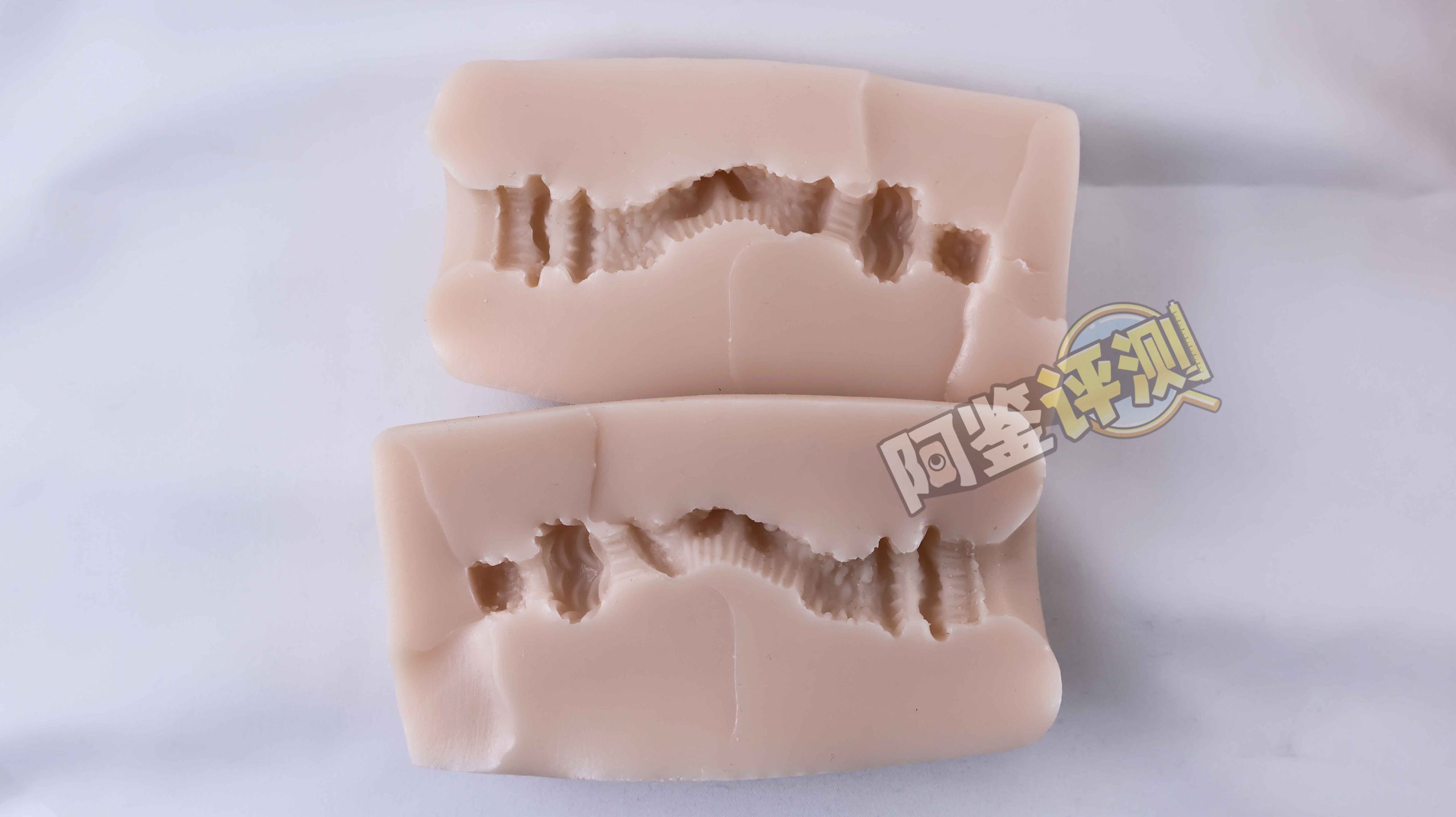 杯多多-“七彩罐娘”评测！隐蔽型的可乐罐飞机杯，图一乐还是真实用？（上：红，黄，橙）