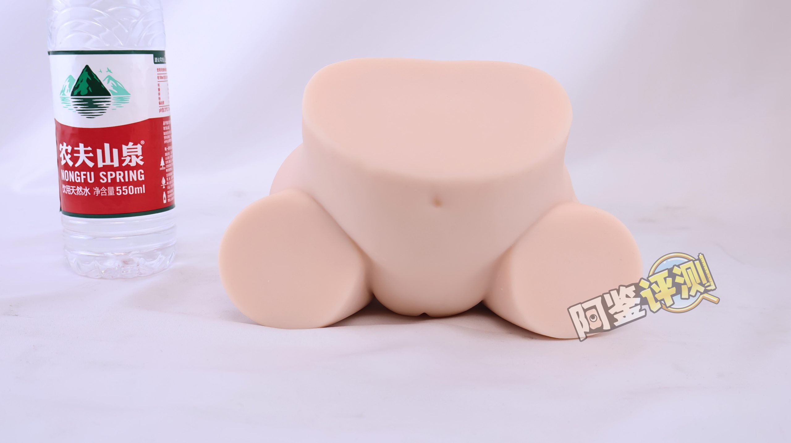 maccos——“纯洁之臀”评测！这个大小的话，有点不像臀模的感觉了....