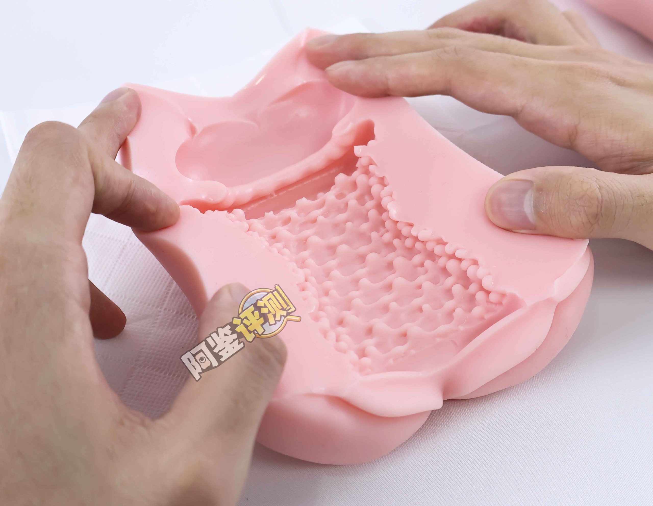 对子哈特—“真实17岁+G19八代”评测！完全相同的翻版倒模，简单粗暴的按摩结构！