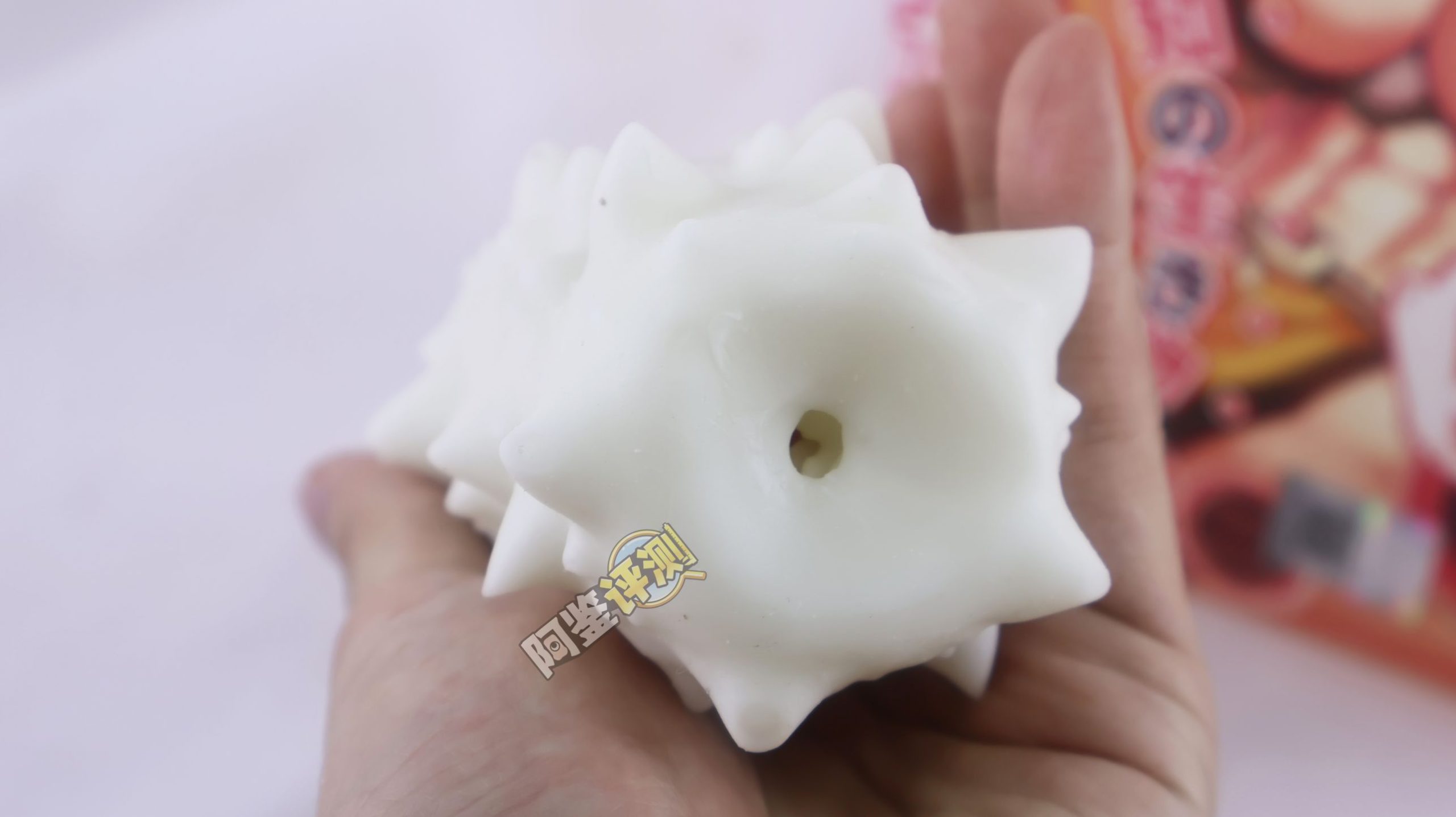 国产大魔王——“白丸”评测！虽然外形手感非常奇怪，但通道的剐蹭感不错