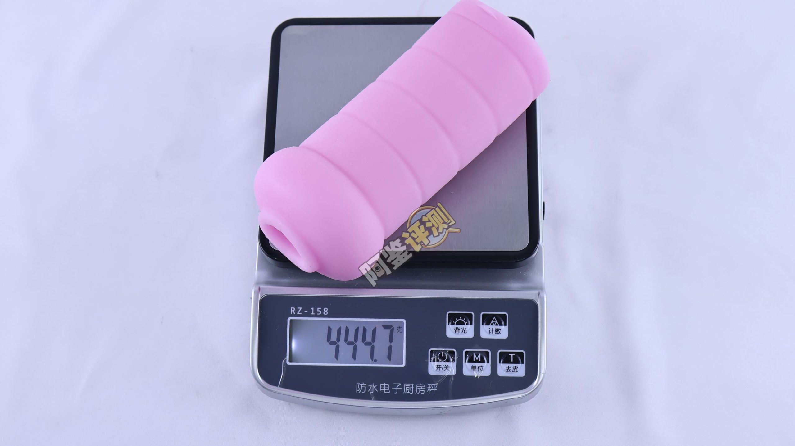 火炮——“口交皇后”评测！试图做出上下都有舌头的口交感，但实际结果相当平淡