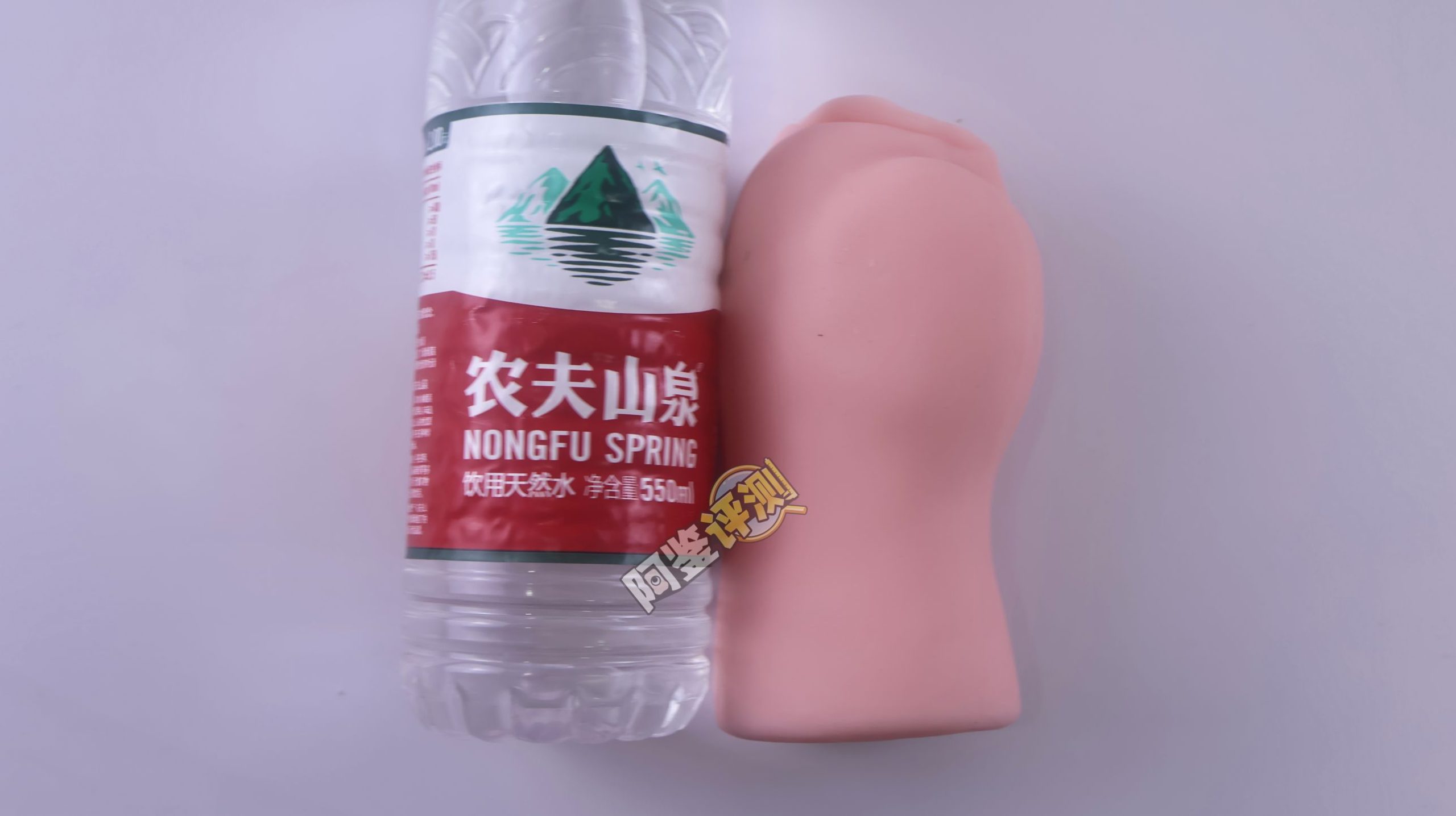 对子哈特——“性感圣经”评测！同样的双面结构，在不同材料体验下居然完全不同