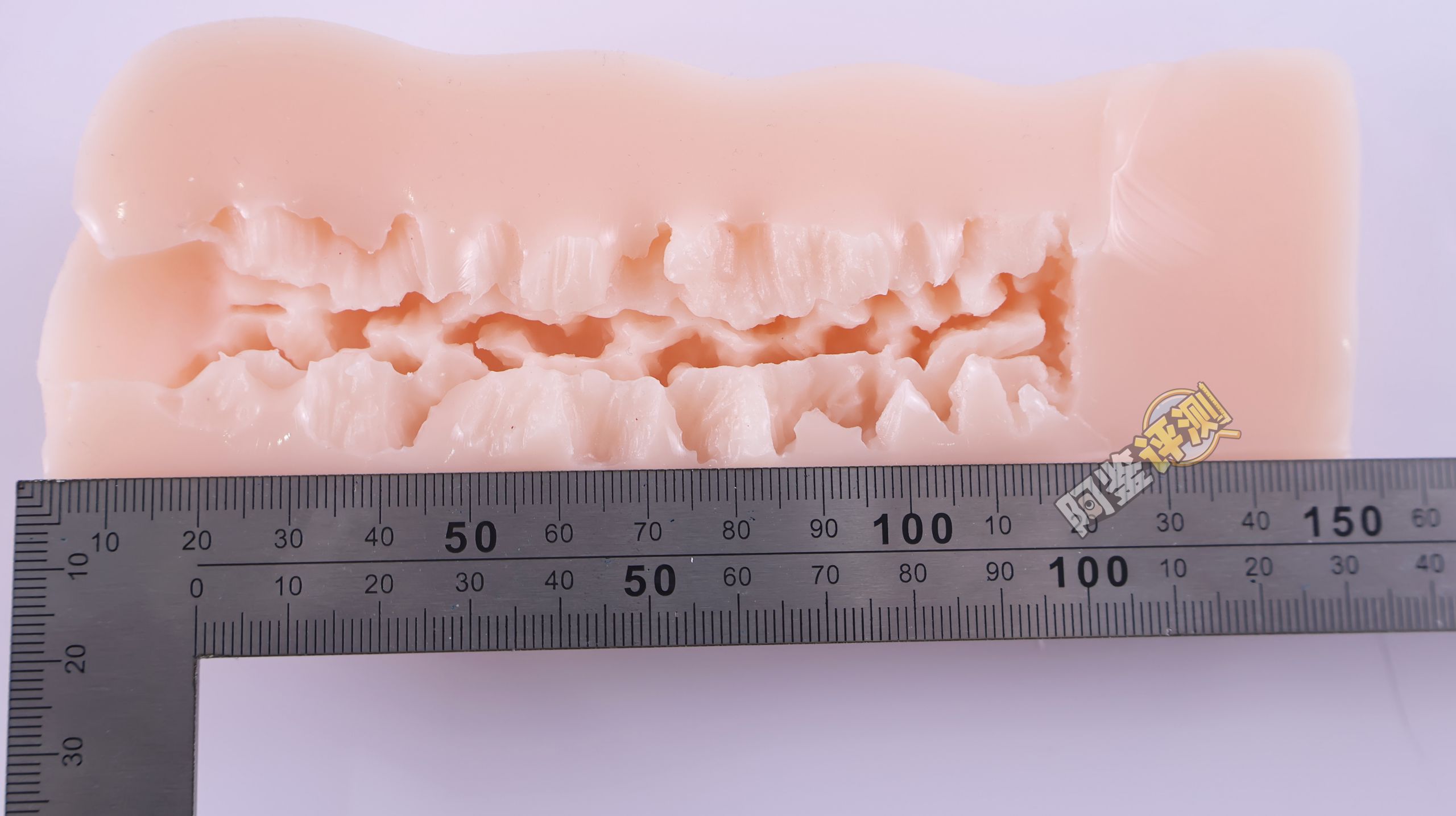 汤马托易士——“超昂闪忍”评测！这个超小众的联名肉片款，居然还相当好用