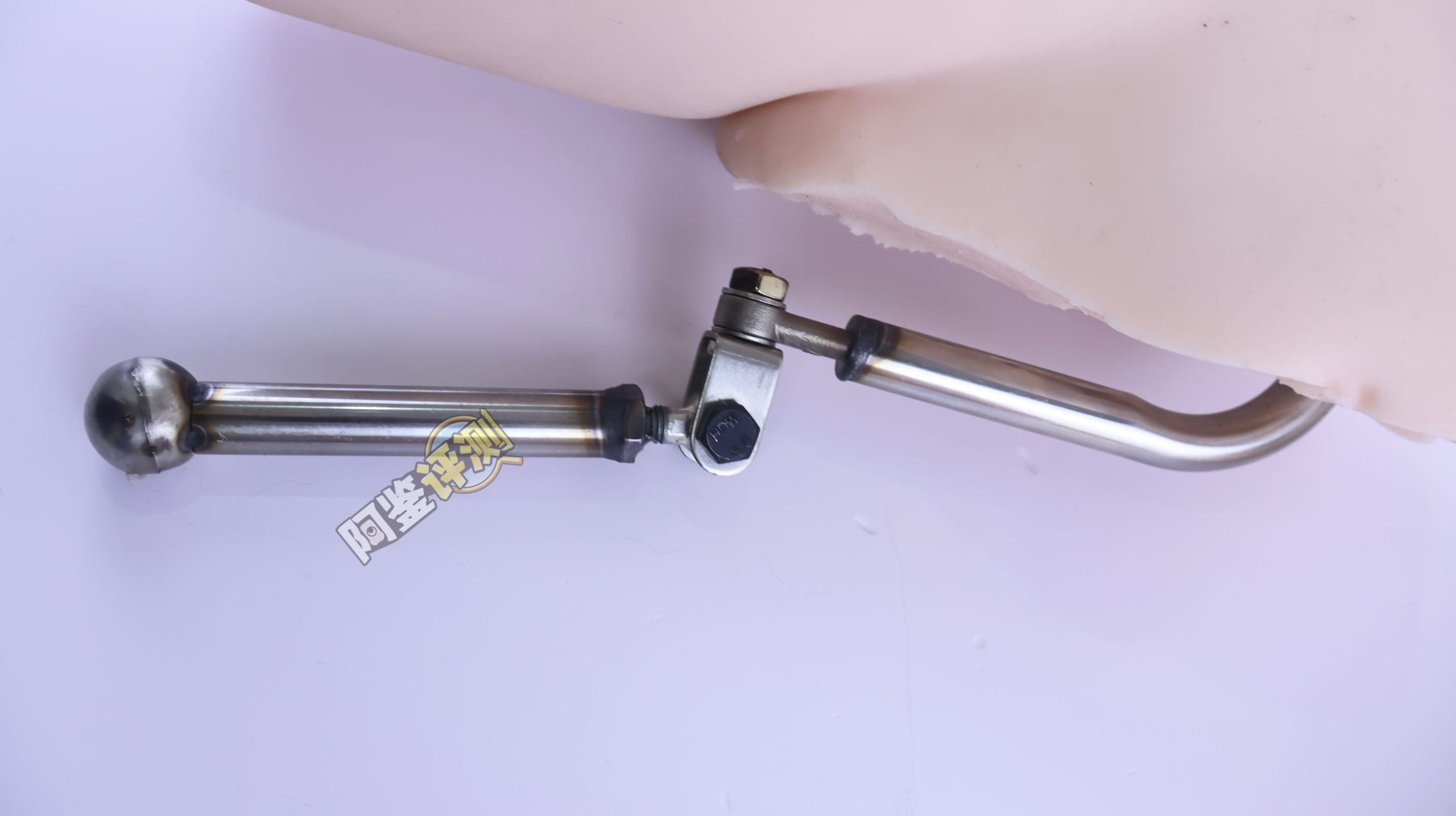 MACCOS——“纯洁之体”评测！少见的带腿小臀模，多种多样的视觉角度