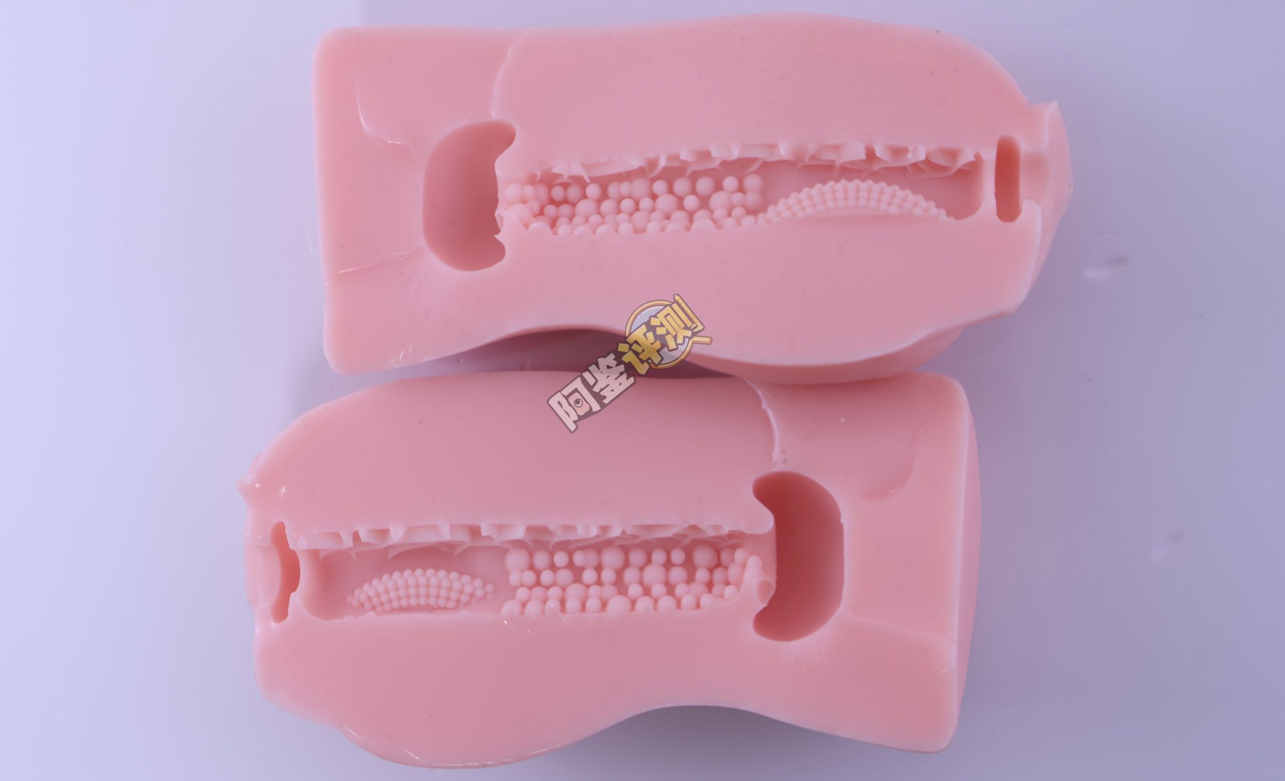 对子哈特——“性感圣经”评测！同样的双面结构，在不同材料体验下居然完全不同