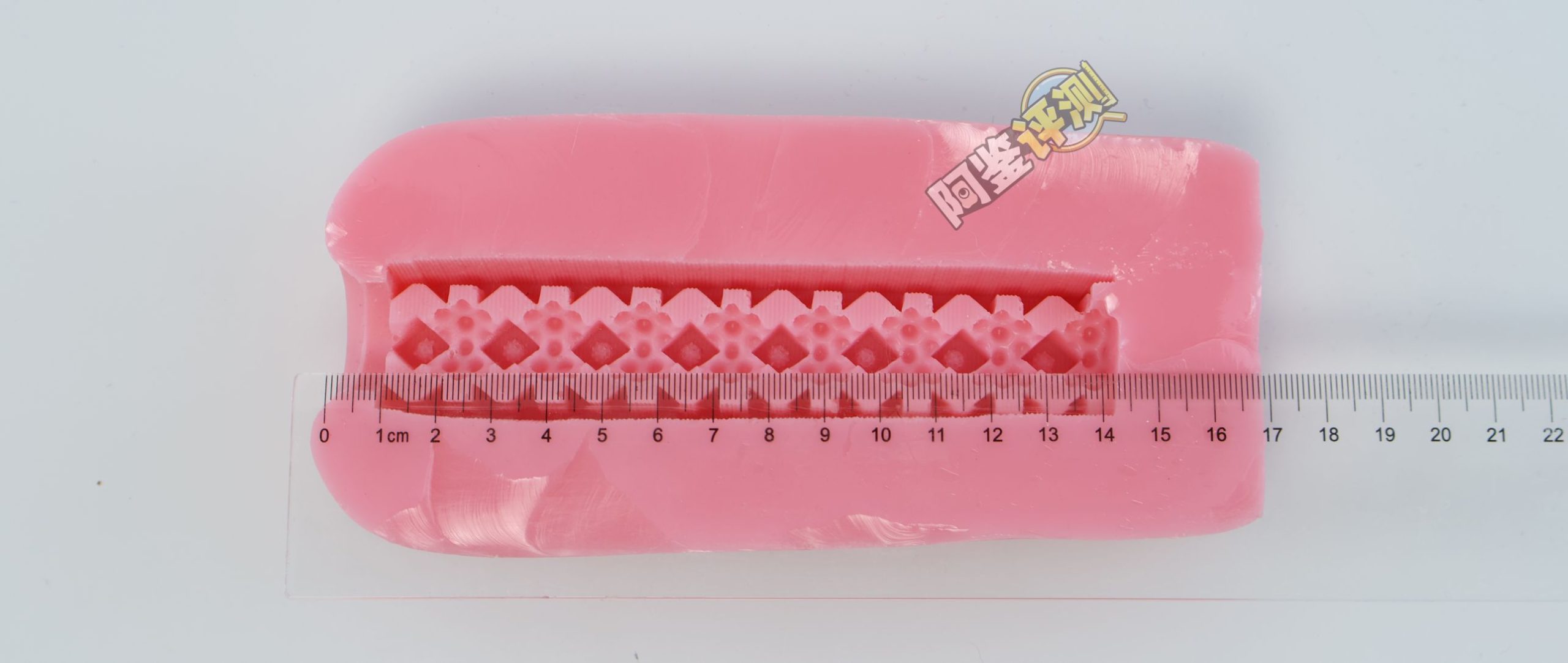 COOLP——“肉球喵杯”评测!粉色的超大圆柱,首创的“包裹式凸起”!