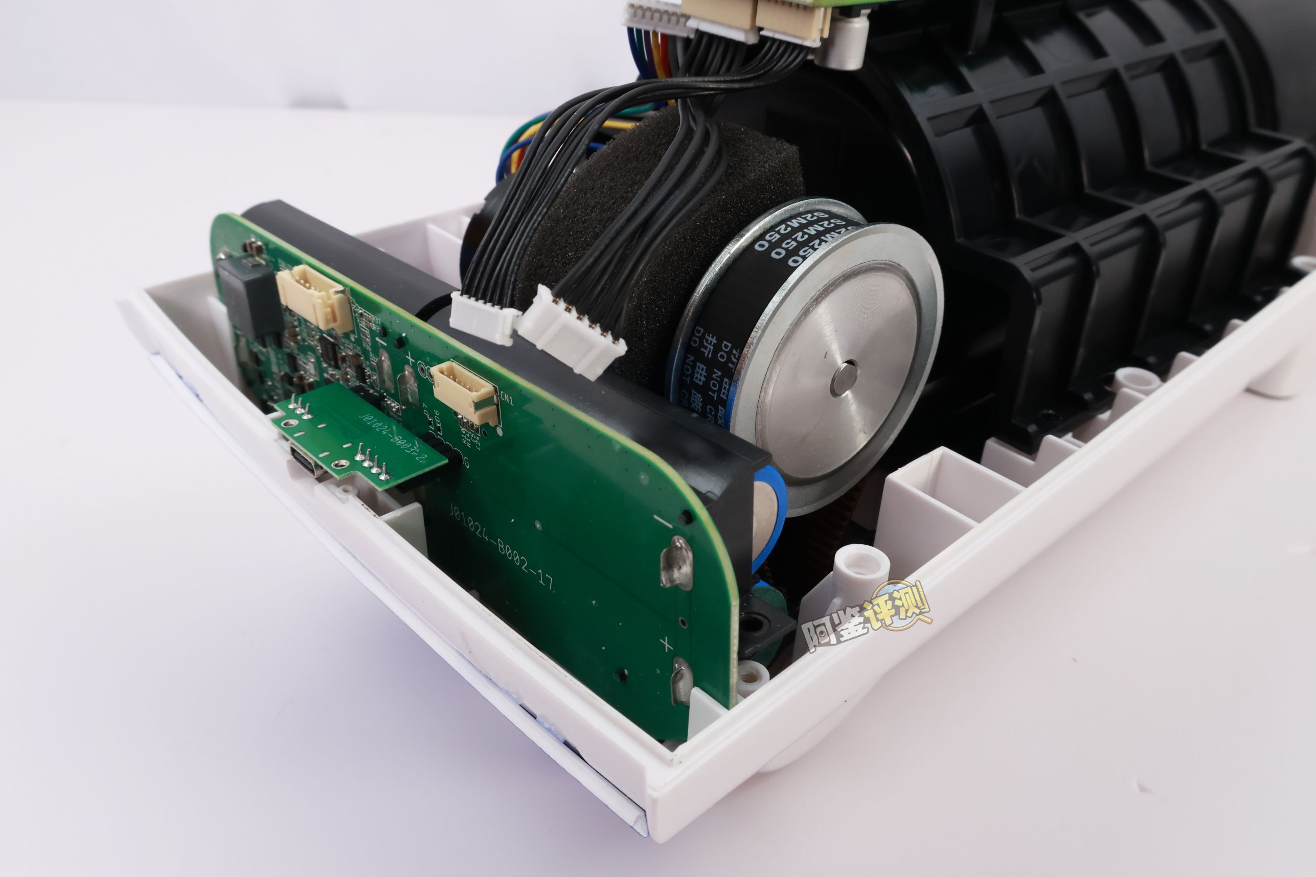 rends——“A10 PISTON SA+plus”评测！价值6000+！高端零件移植到土鳖设计上的四不像智商税