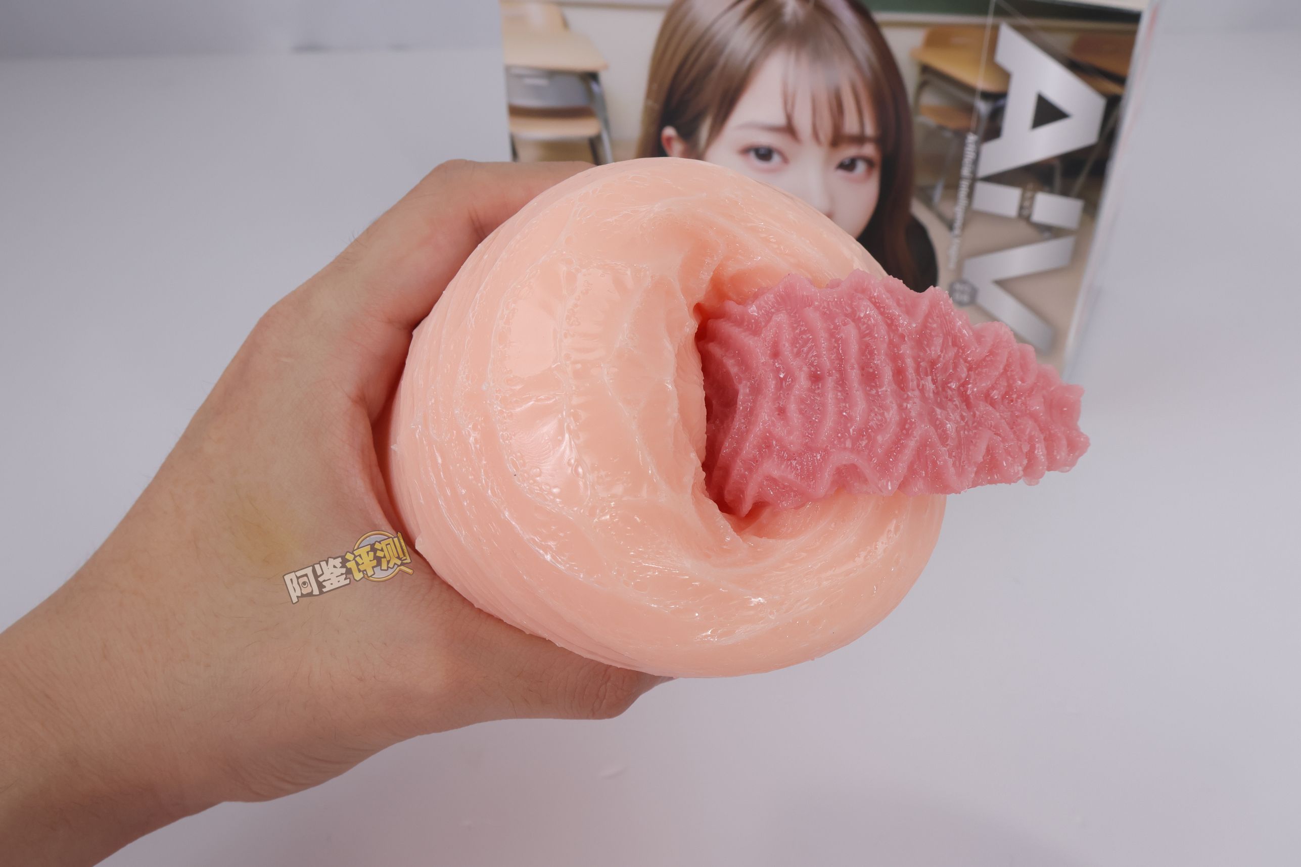 汤马托易士——“AIV NO.06”评测！大舌头很有新意，但软胶外形问题也很大