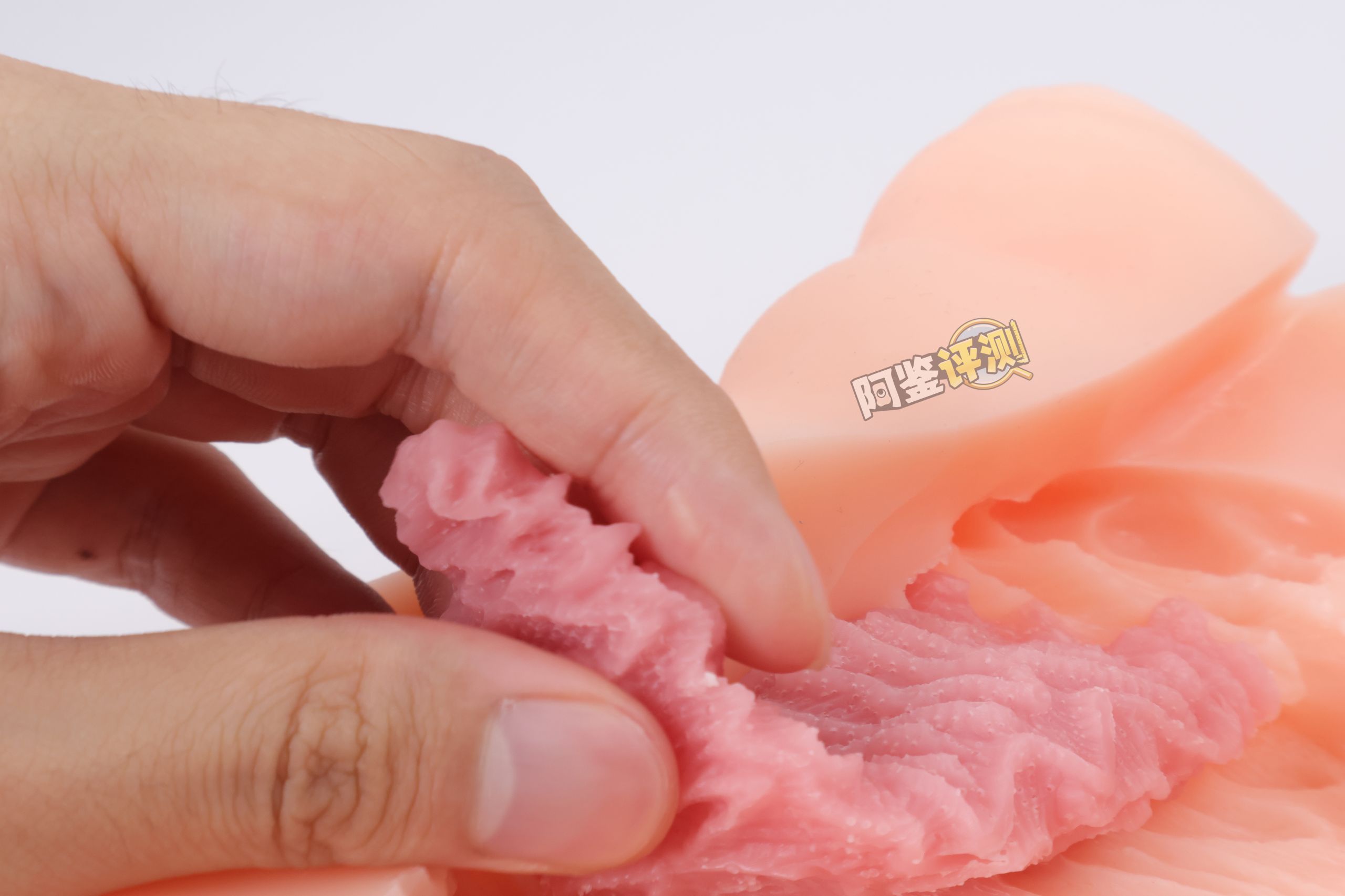 汤马托易士——“AIV NO.06”评测！大舌头很有新意，但软胶外形问题也很大