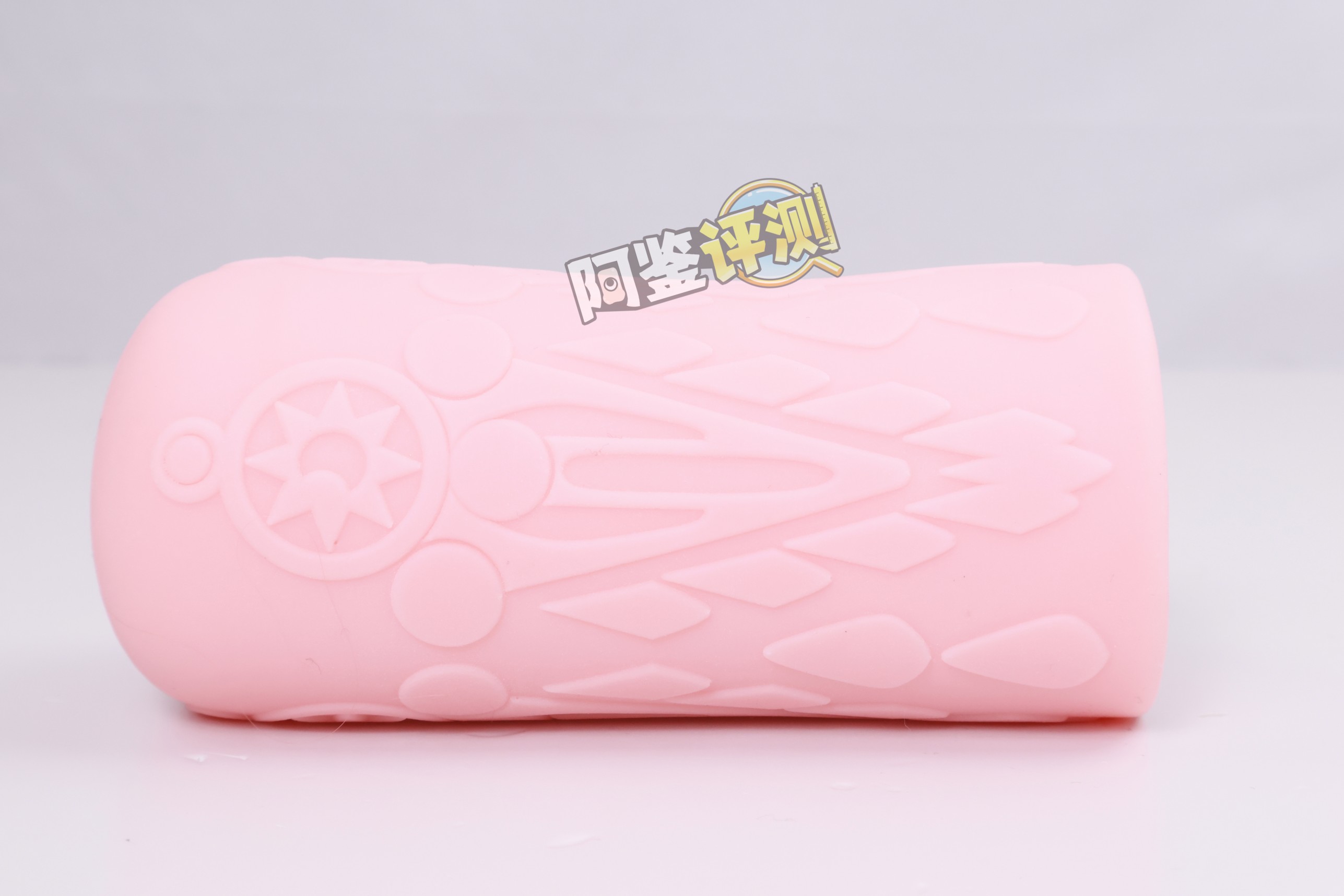 对子哈特——“ 梦幻术士”评测！似曾相识的杂乱感，这系列招牌的真空感已经消失不见了...