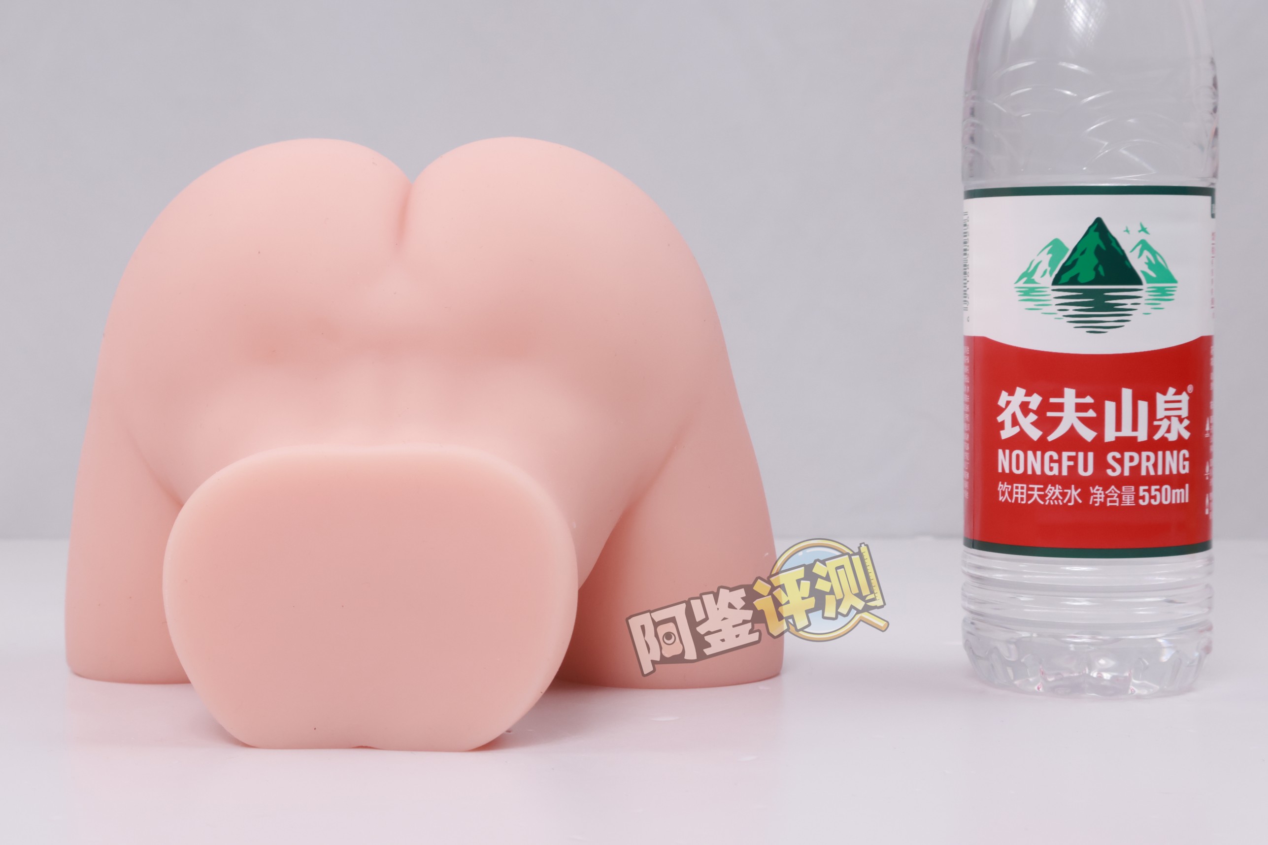 GXP——“兔仆长”评测！猎奇的双子宫小兔几，带腿造型的杯子是怎样体验？