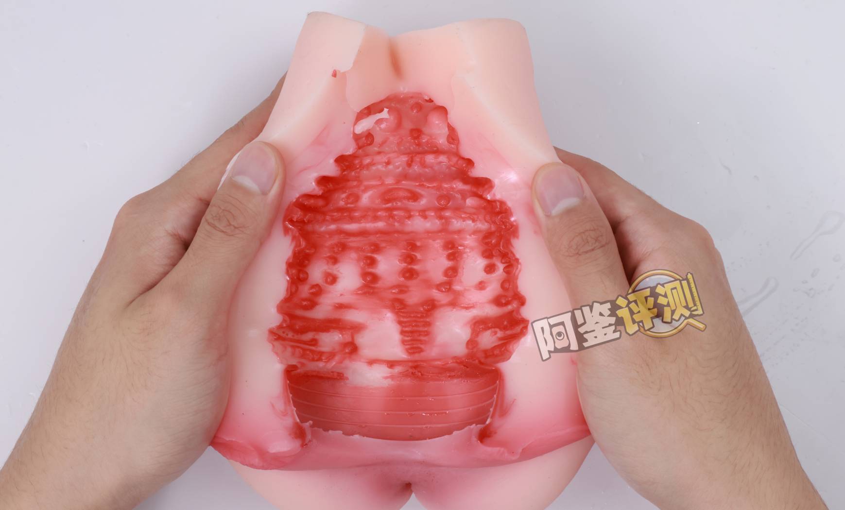 迷姬——“绯色回想—莉莉丝”评测!二次元手游联动飞机杯?竟然还有噱头拉满的破处设计...