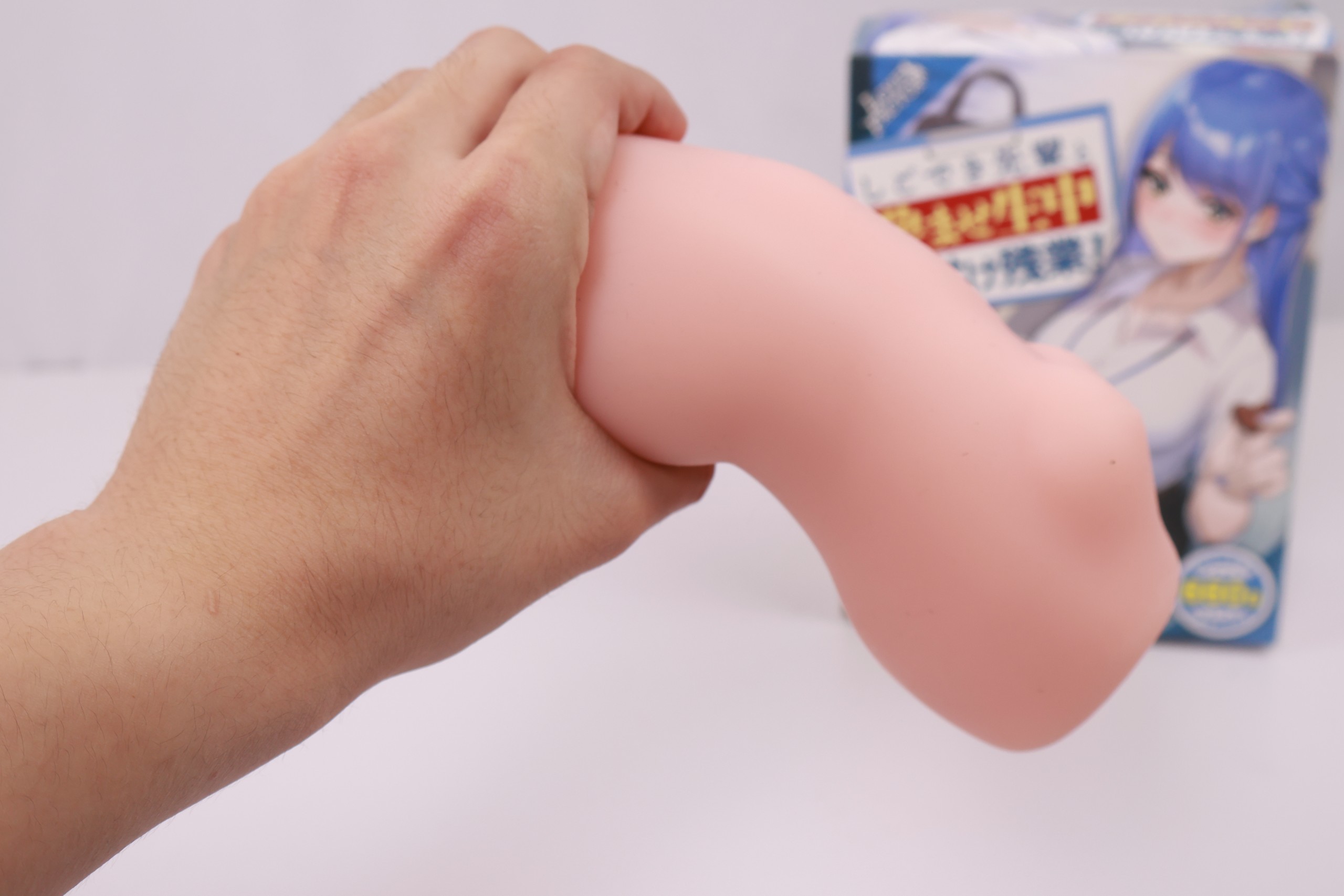 lovefactor——“职场魅魔”评测！在日本流行的剐蹭感设计，终于得到了一个厚实优质的"肉体"