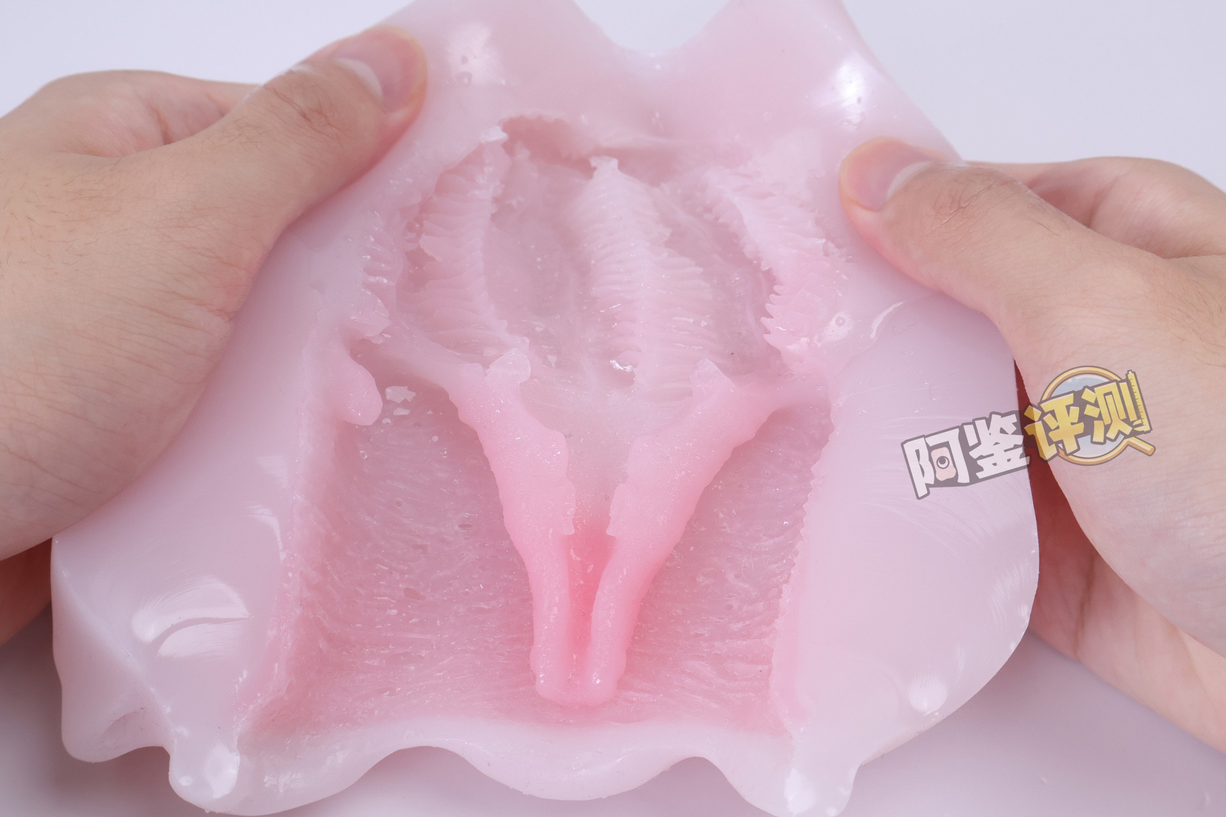 火炮——“ 颜面性器”评测！很有创意的设定，但是实际体验上完全没有体现出特点