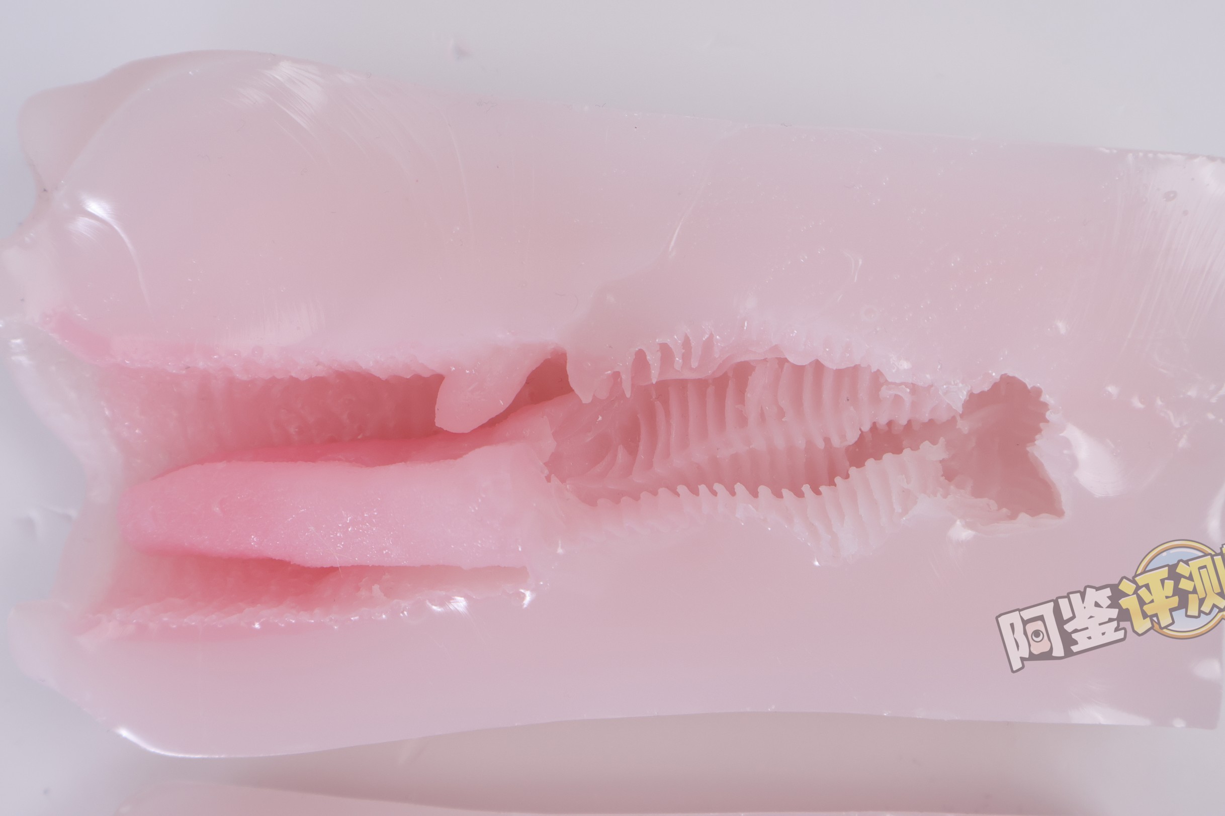 火炮——“ 颜面性器”评测！很有创意的设定，但是实际体验上完全没有体现出特点