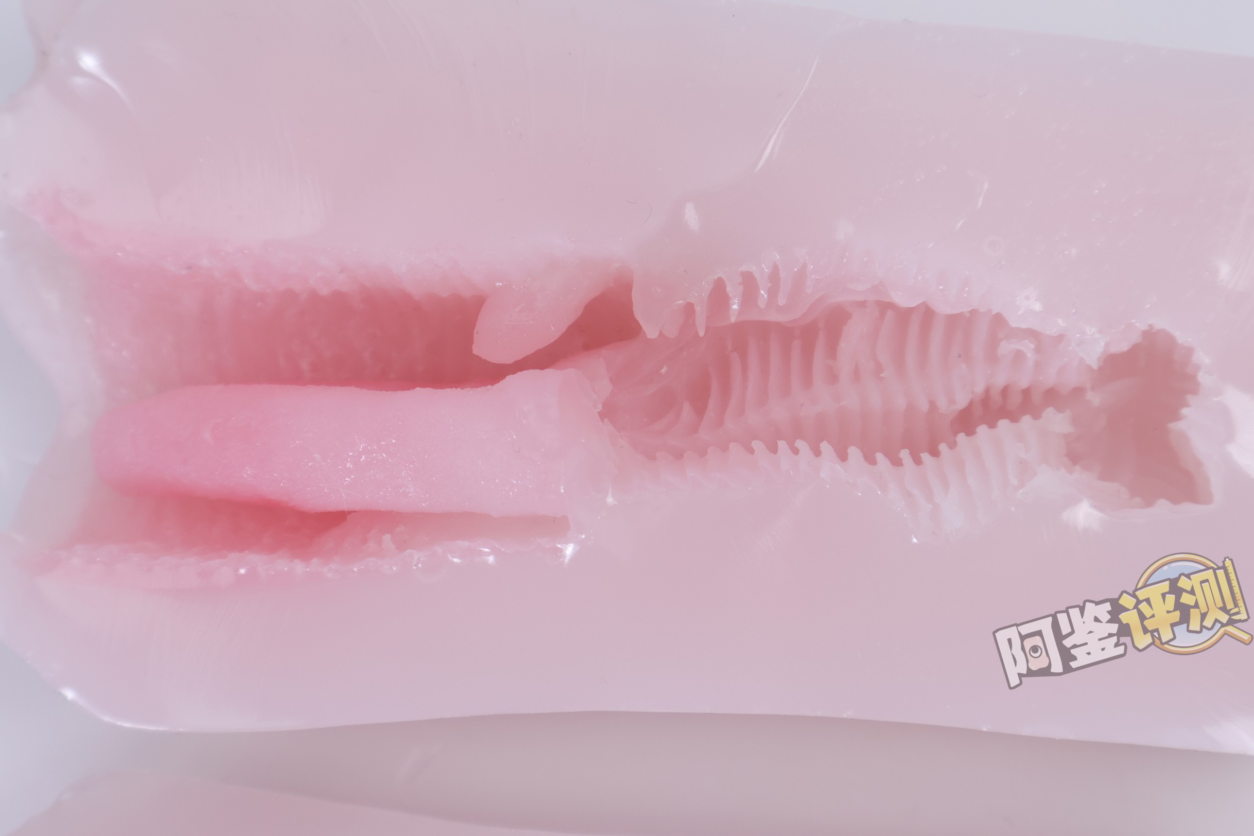 火炮——“ 颜面性器”评测！很有创意的设定，但是实际体验上完全没有体现出特点