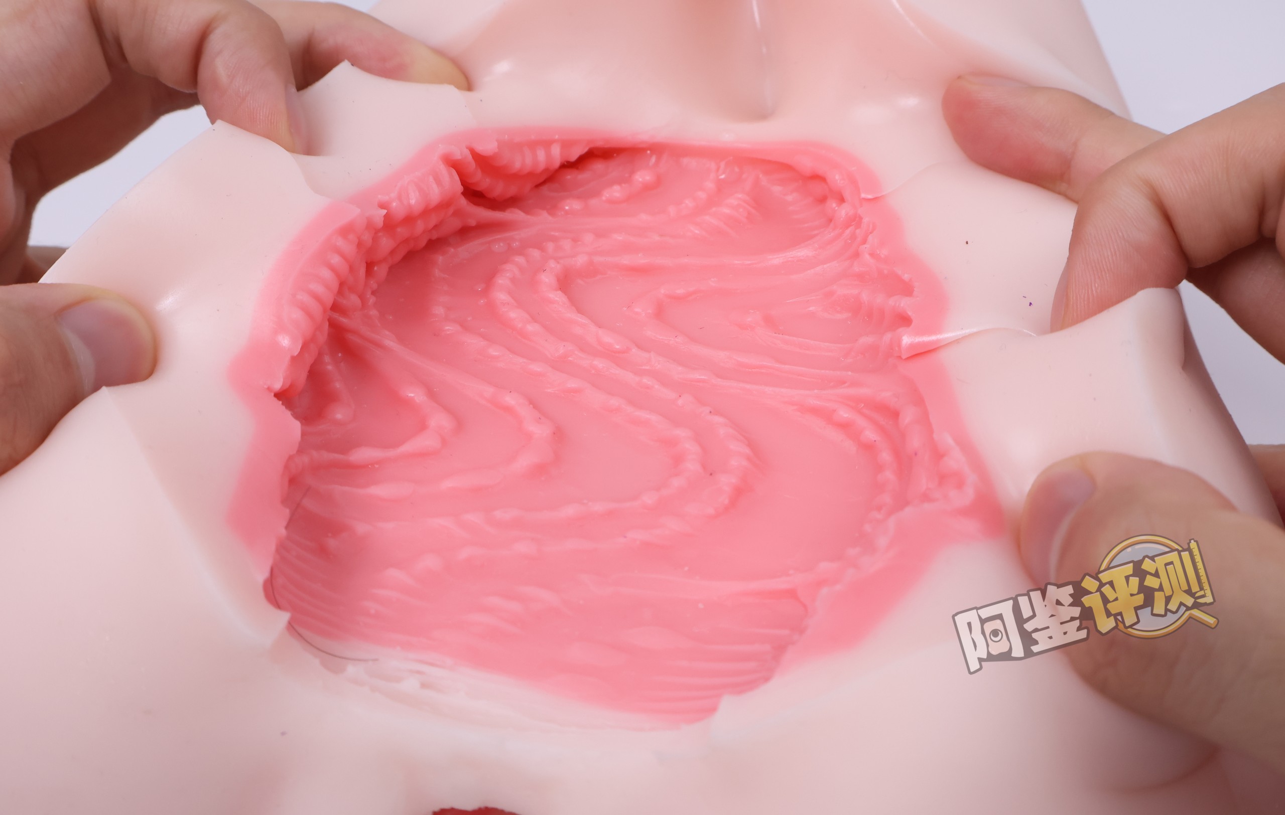 YOKUBOU——“贫乳兔娘”评测！通道体验很弱但重量拉满，方正小身体类别的高配版本！