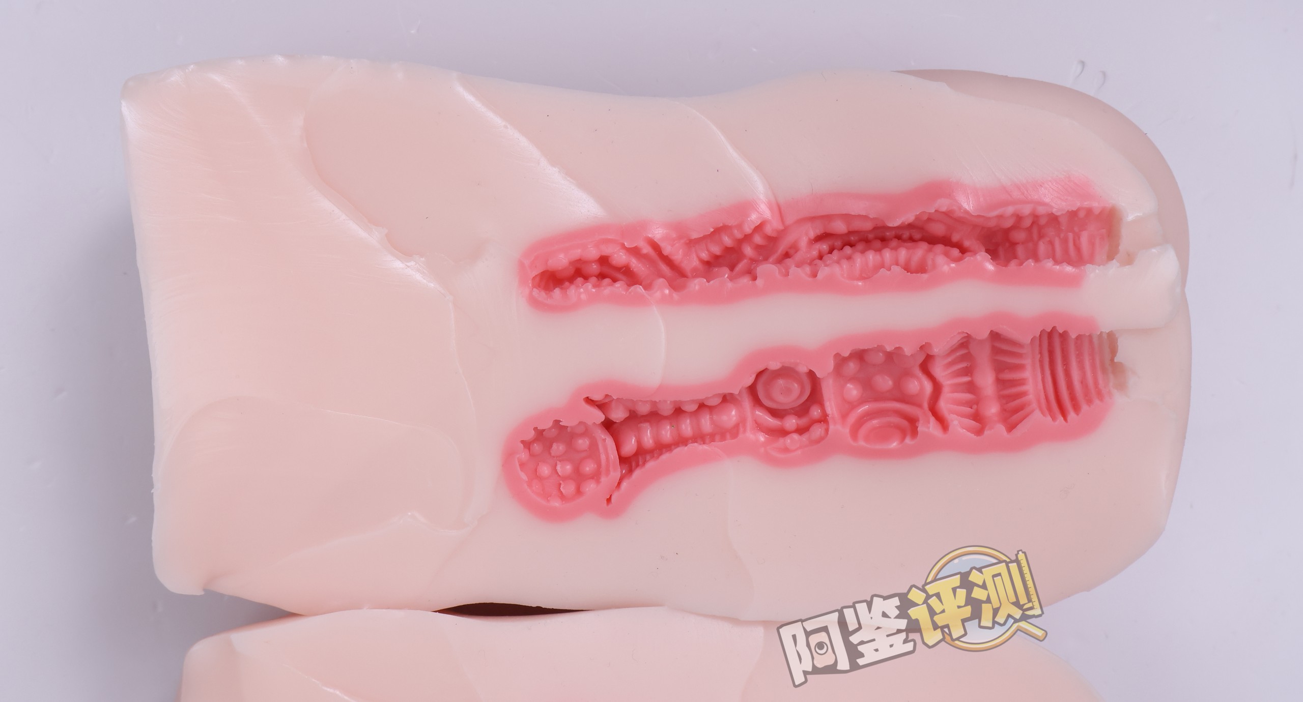 YOKUBOU——“贫乳兔娘”评测！通道体验很弱但重量拉满，方正小身体类别的高配版本！