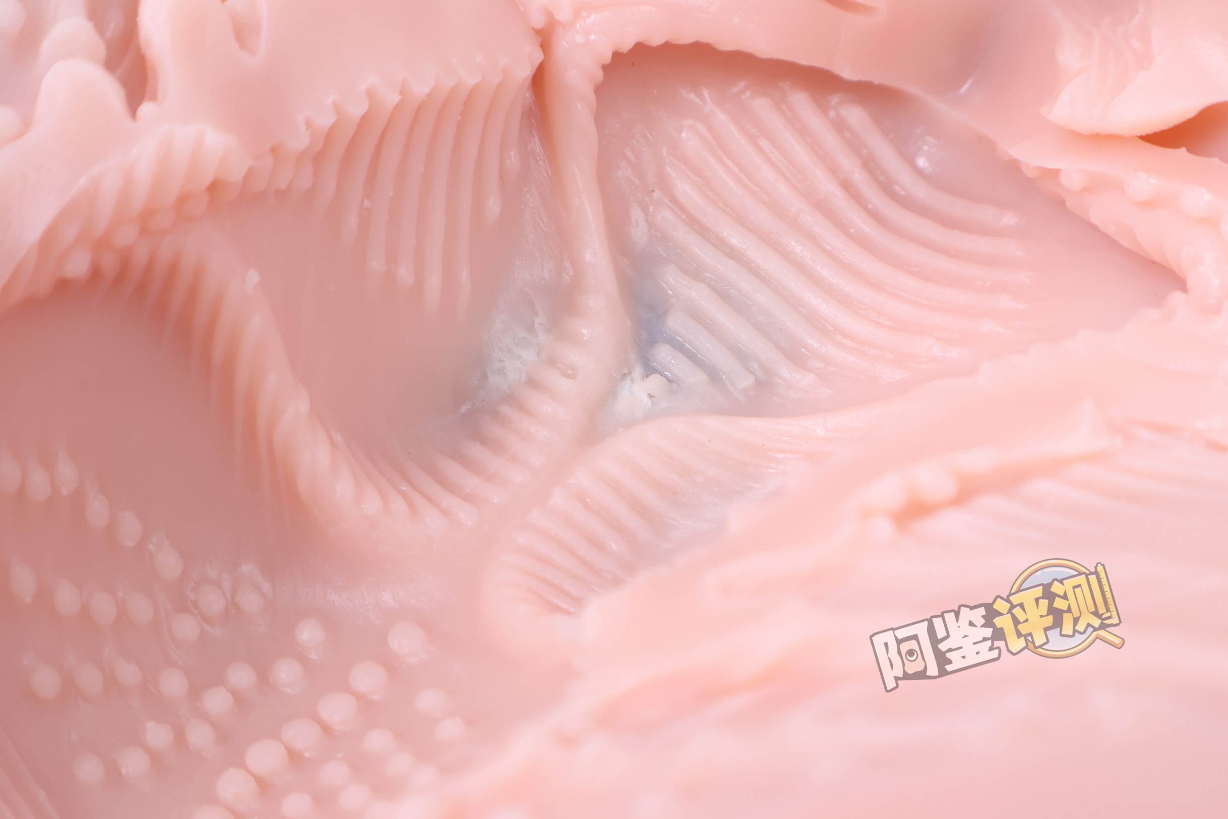 BONMOR——“美骨柔姬”评测！超级真实的肋骨握持感，但腿部和通道设计糟糕到难以相信