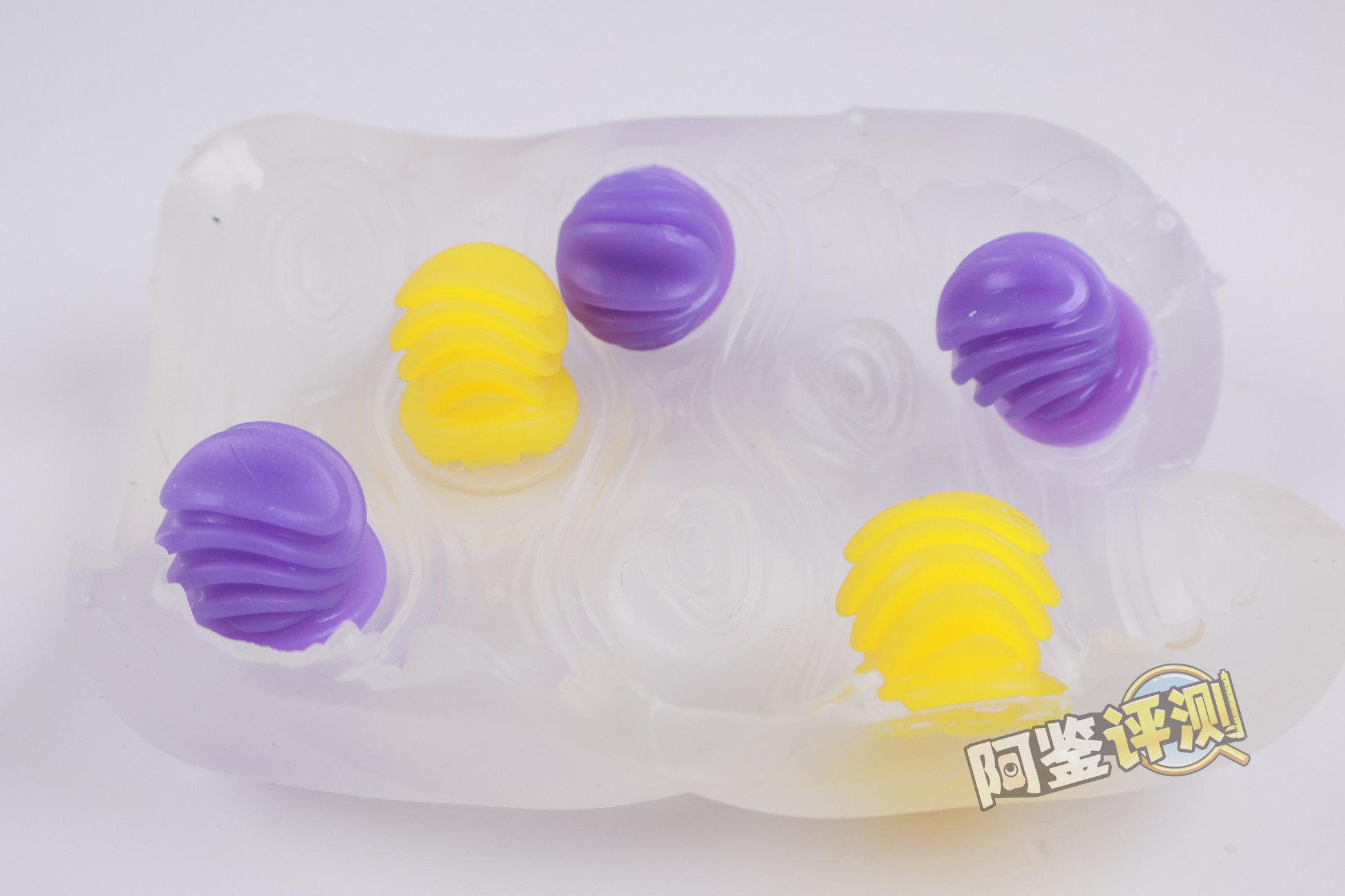 TENGA——“Bobble（魔力弹珠/疯狂方砖）”评测！高配版自慰套，需要手掌配合的“玩具型”飞机杯