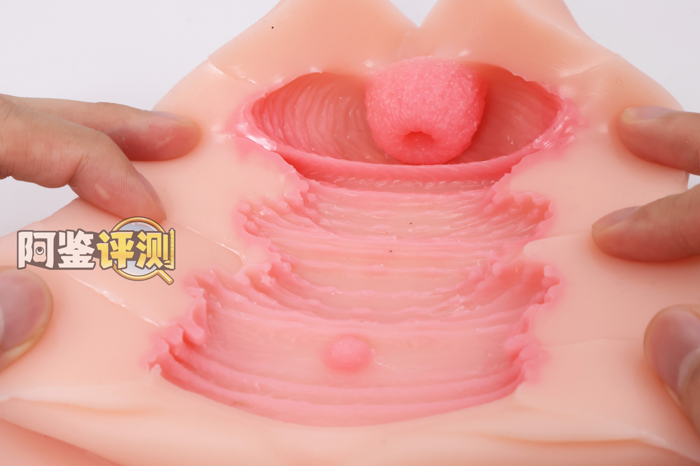 RQS——“梦幻精灵”评测!独特的厚实末端子宫设计,不过实用度好像没有那么高