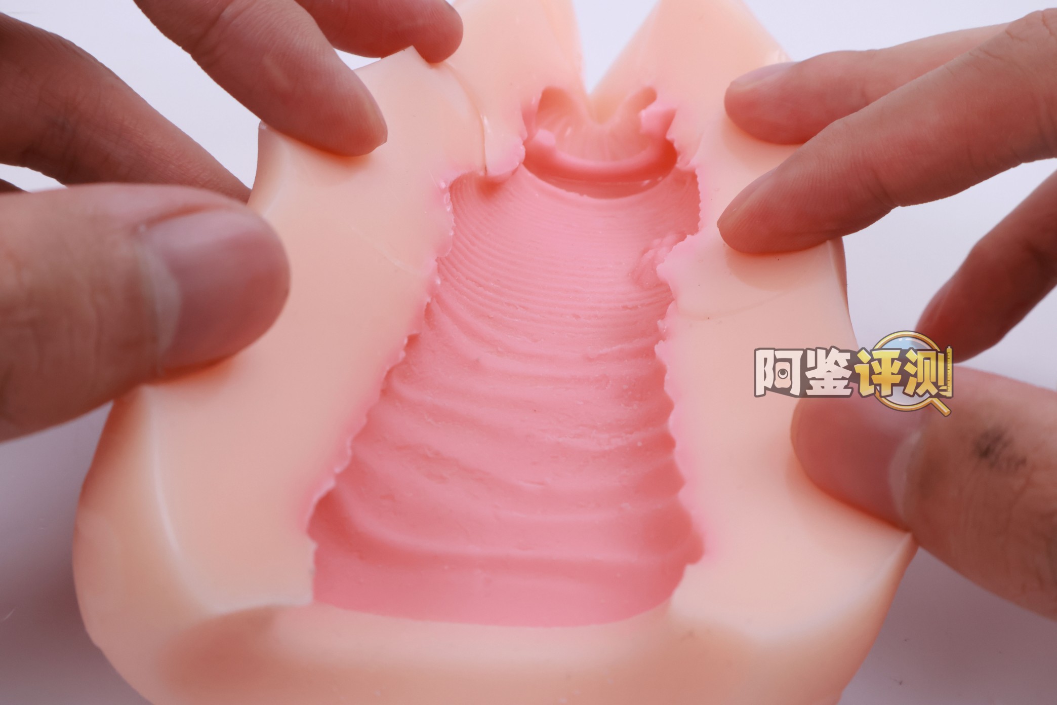 TMT——“赛莉娅”评测！完全没有明显结构的扭螺丝钉体验.....简单得有些太过夸张了