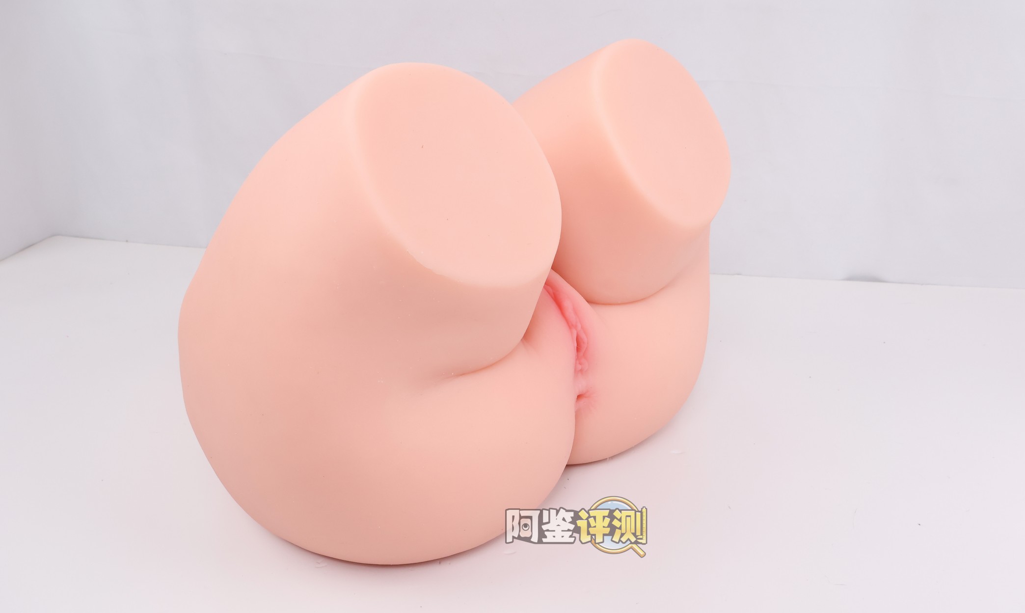 傲川——“臀娘”评测！专精趴式后入的超级大肉臀，床置“开大车”感觉的极致体现！