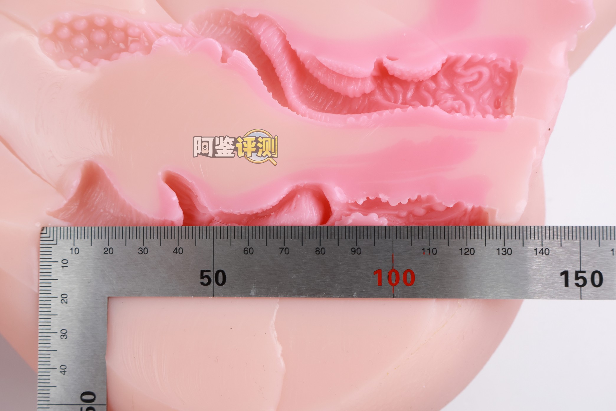 傲川——“臀娘”评测！专精趴式后入的超级大肉臀，床置“开大车”感觉的极致体现！