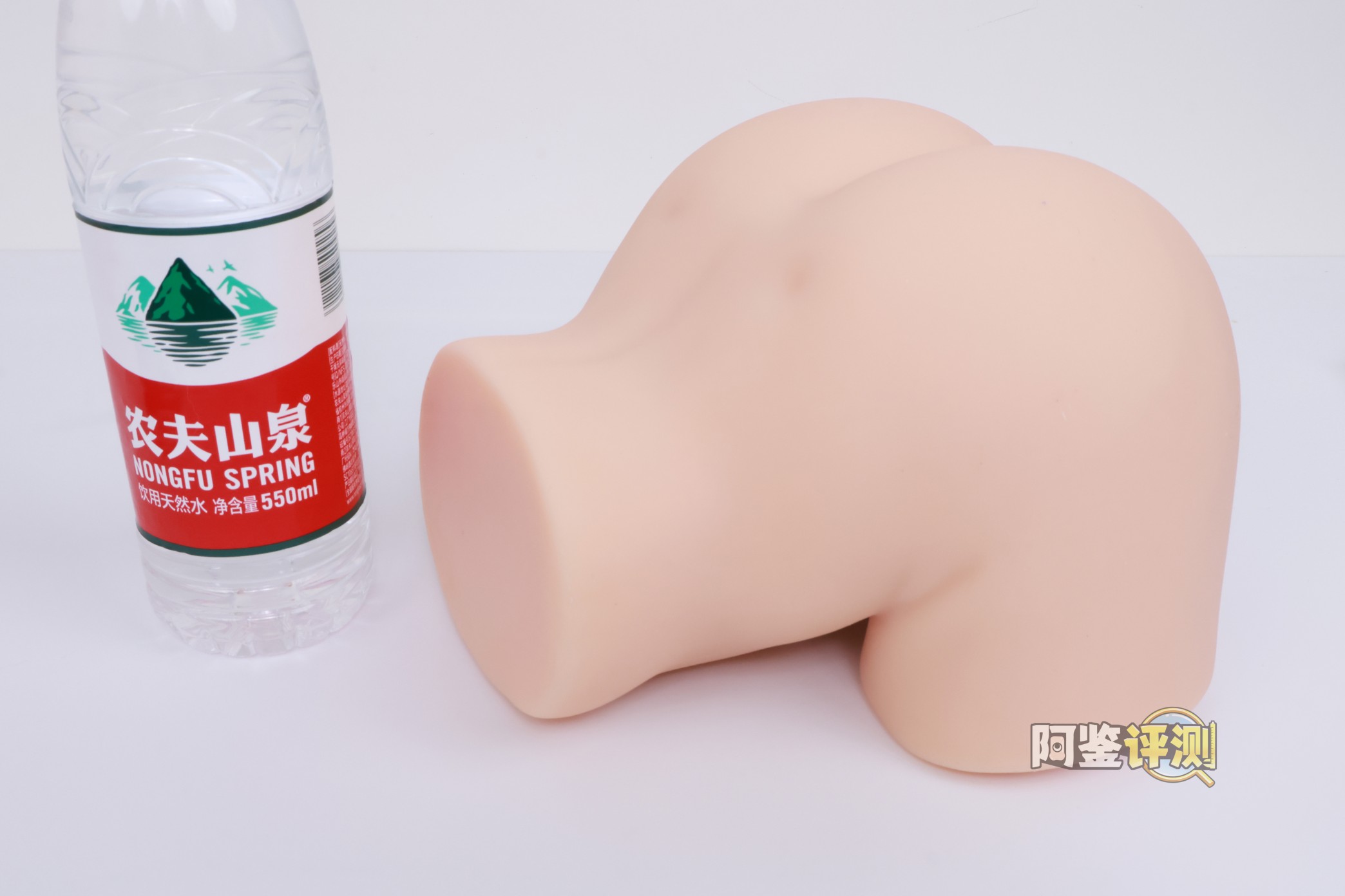 OK——“地雷系彼女”评测！硬度如此高的小臀模，撞起来的感觉像是”以卵击石“.....