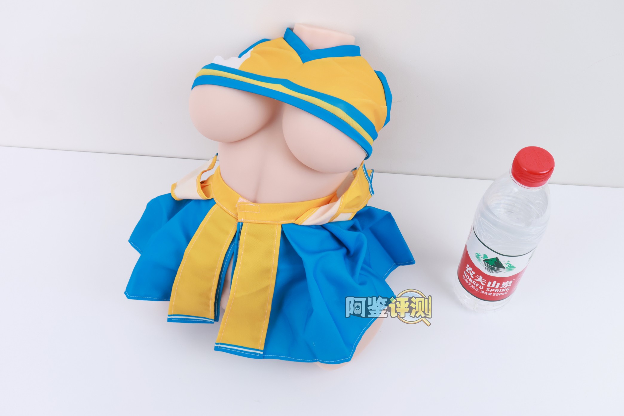 yokubou——“火热应援团（半身）”评测！小臀模前作的延续半身款，终于有一款带软胸的小身体了！