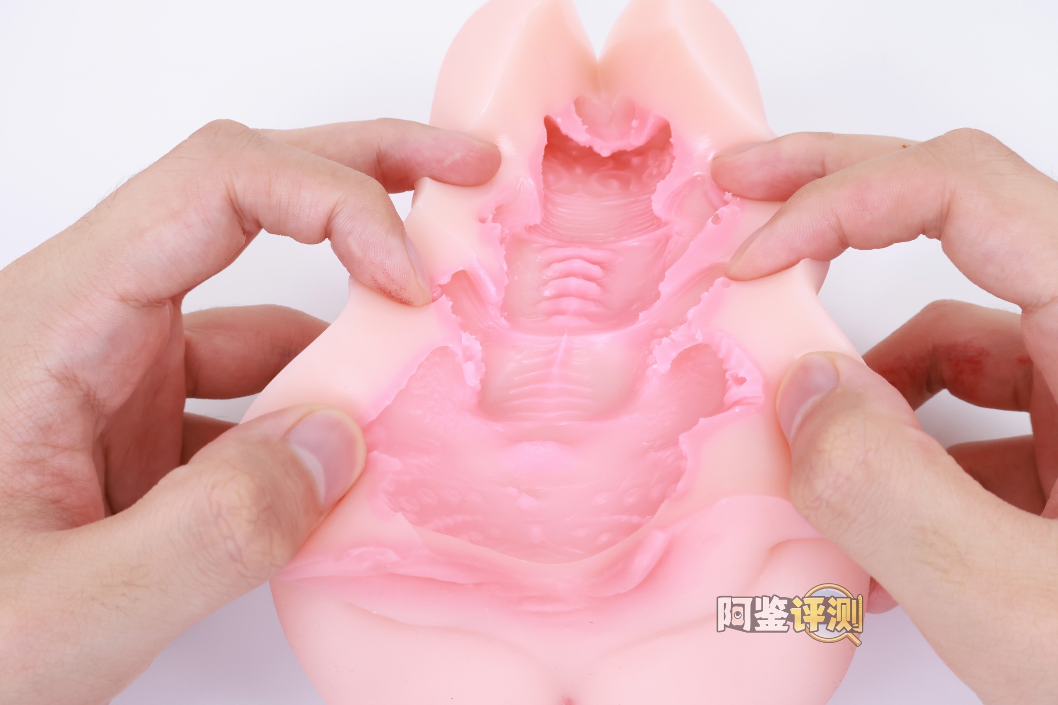 COC——“炎龙魔女”评测！两面顶胶的瘦小杯子，为何非要坚持双通道....