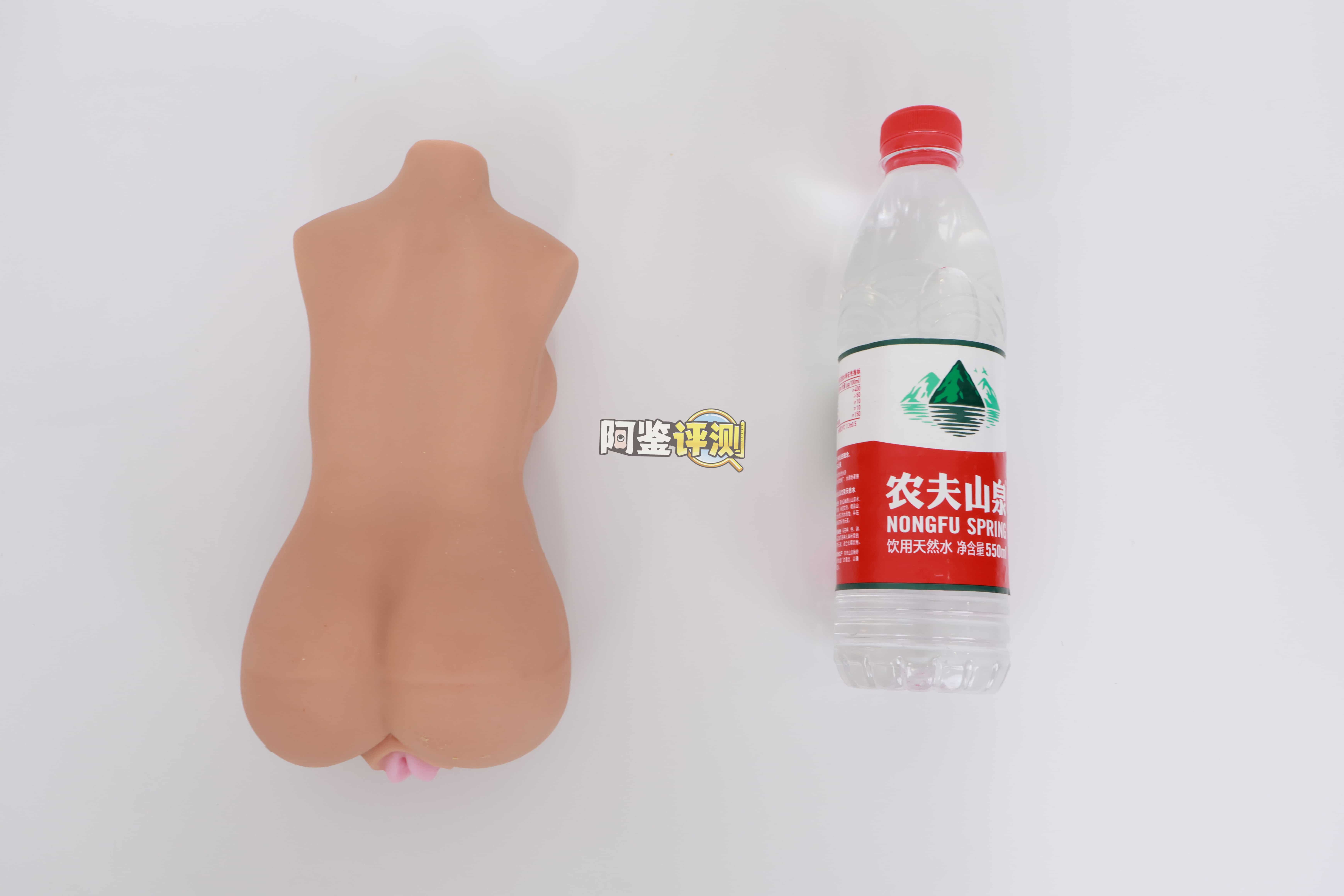 魔眼——“超丰满辣妹”评测！我用过最精致细腻的剐蹭纹理，却被粗糙的外形破坏掉了...