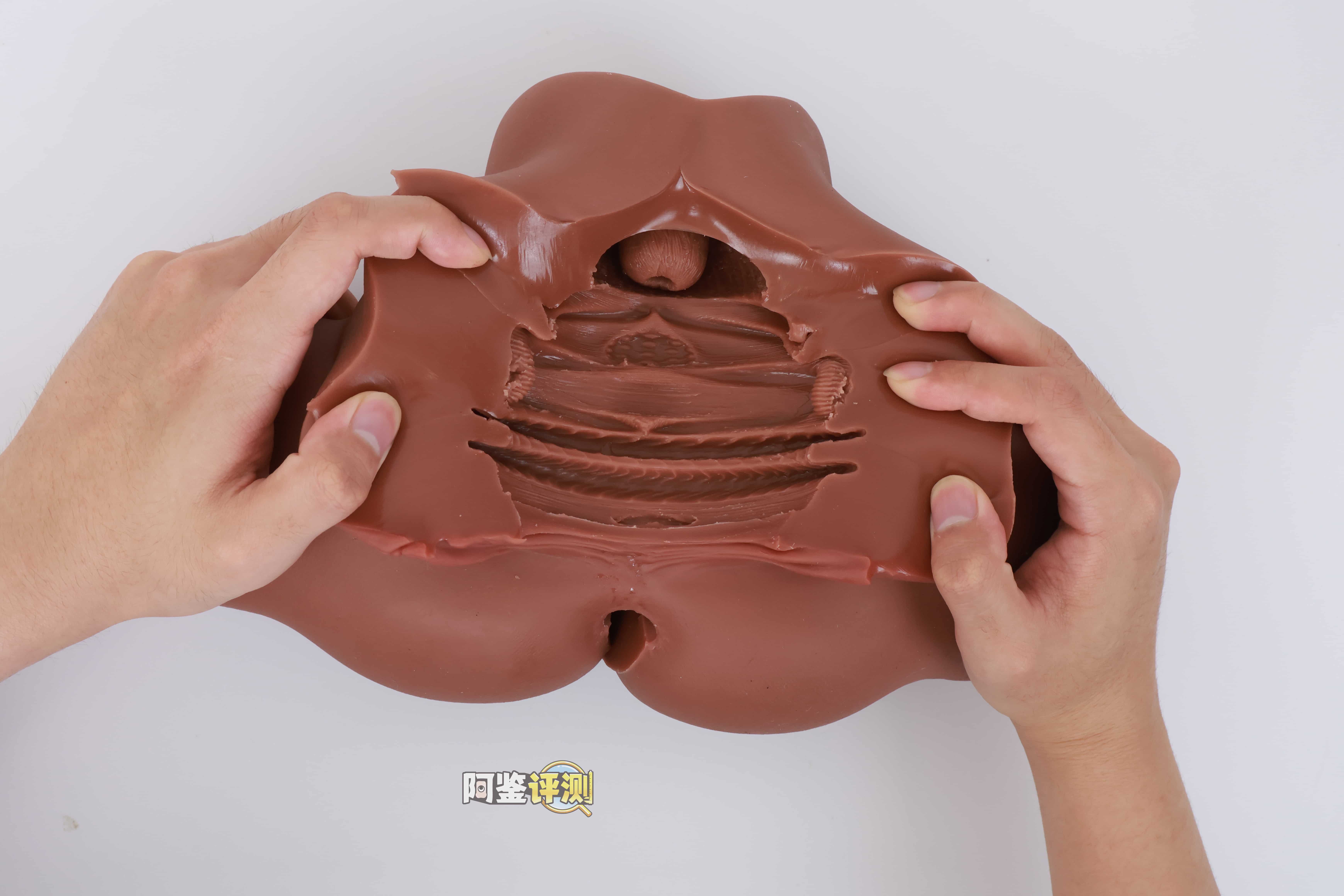 COC——“可可狼姬”评测！褐色黑皮的“成熟型”小屁股倒模，通道的复杂度和姿势兼容性都挺不错