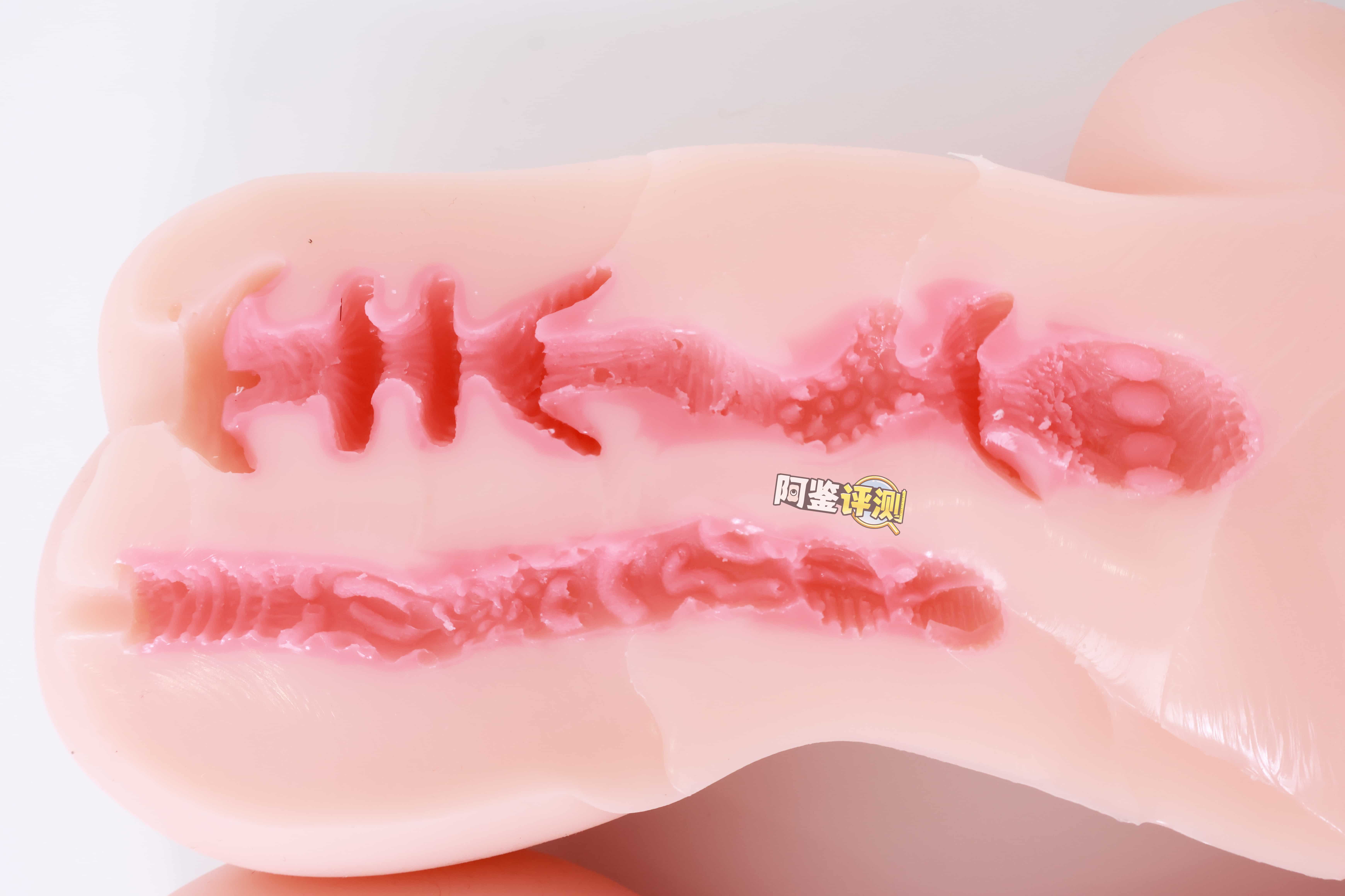 OK——“修女的侍奉”评测！中规中矩的双通道飞机杯，跟我预想得一样风平浪静