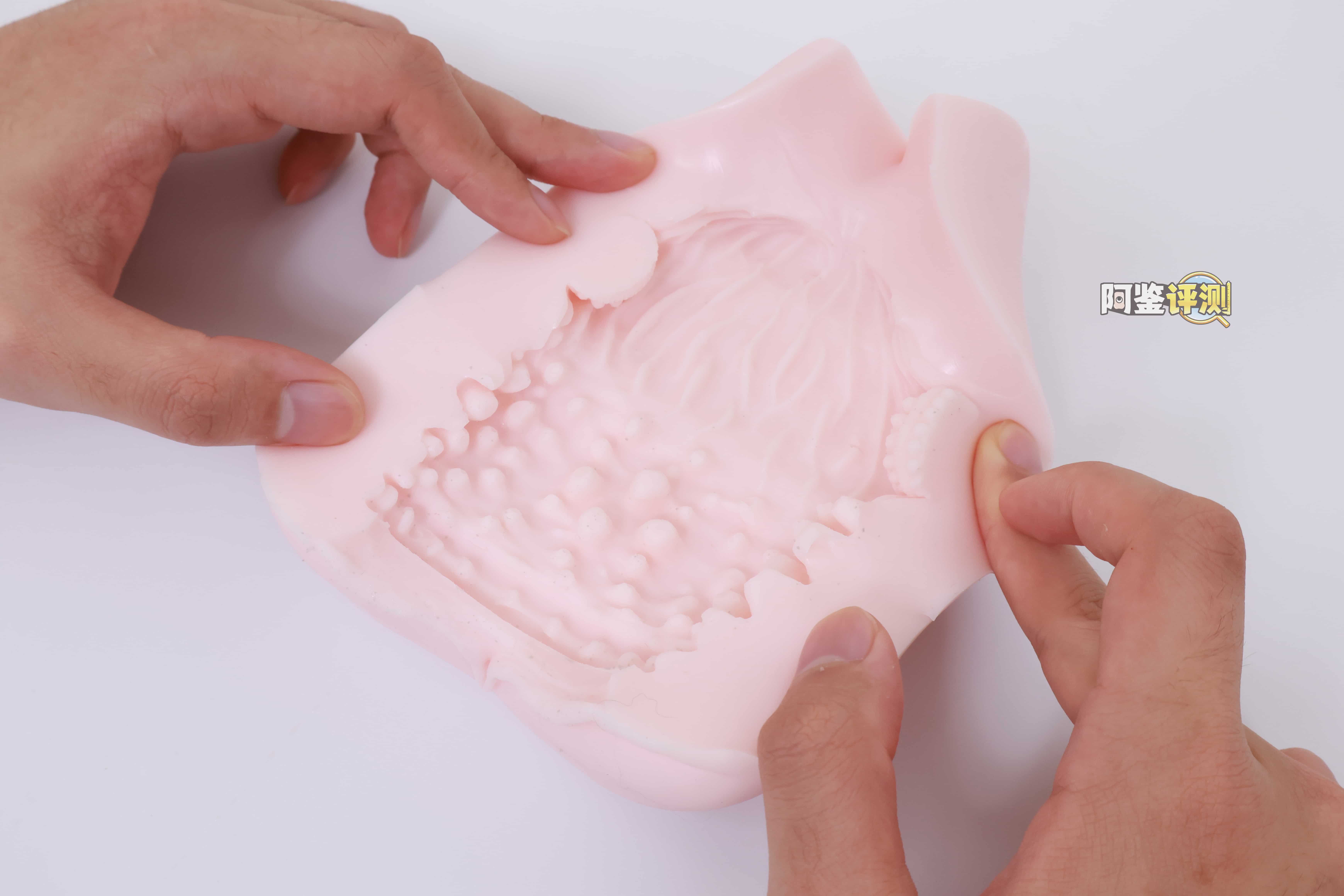 MODE——“纯白花嫁”评测！这样极端的“硬+窄”的设计，简直是专门设计给牛牛的刑具...