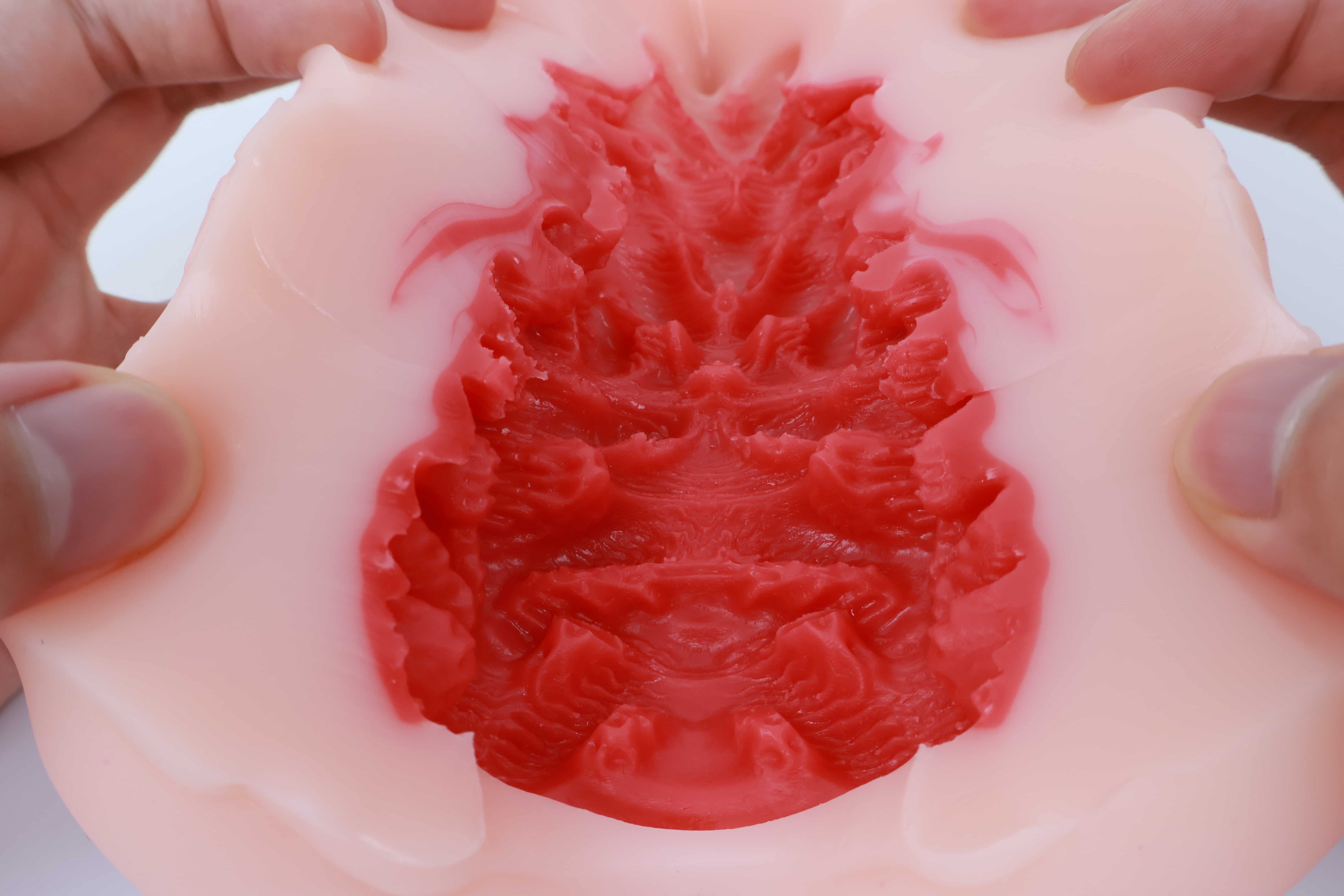 Lovefactor——“欲月之吻”评测！结构复杂充盈的肉感“尖牙”，看似凶险实则温柔~