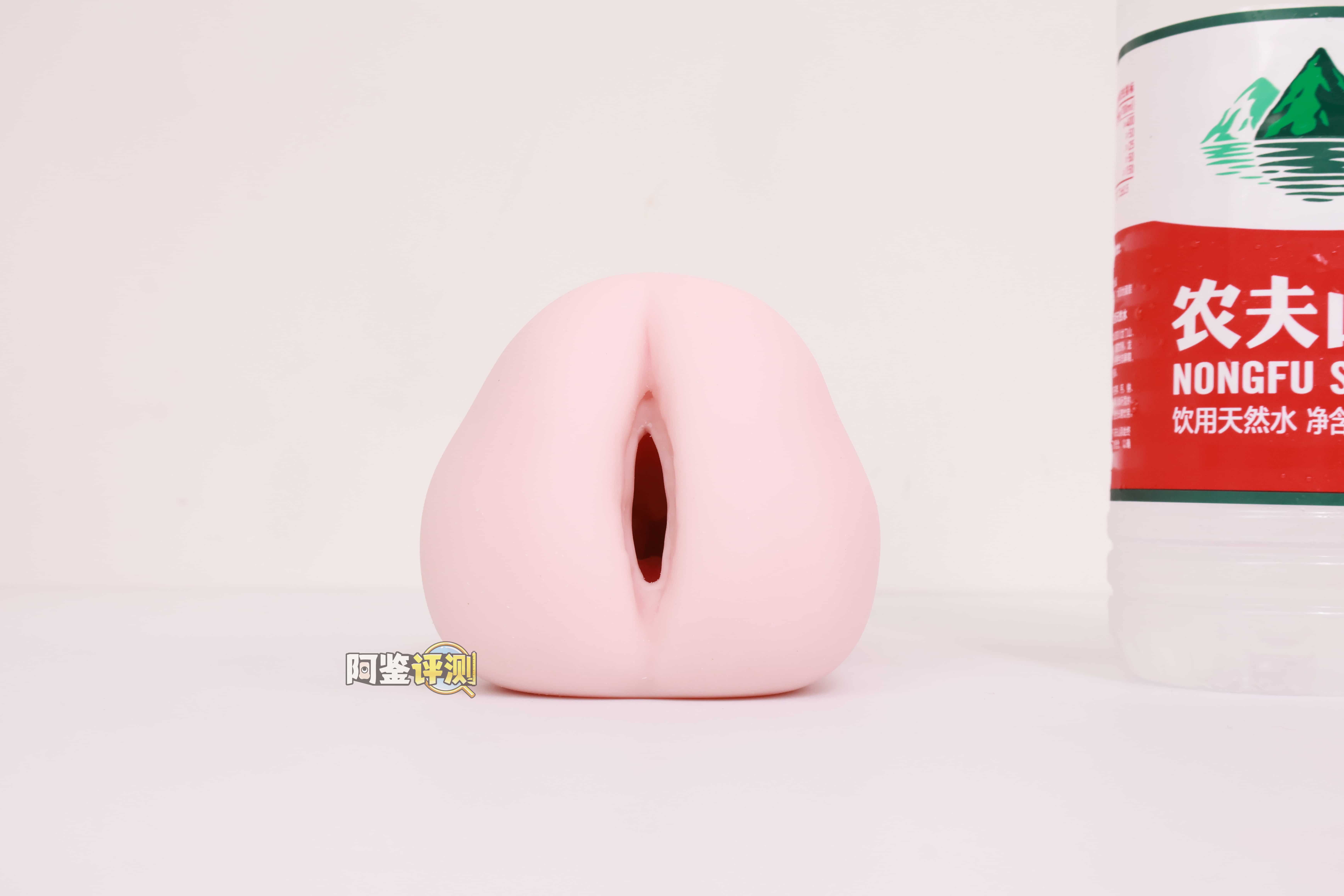 魔眼——"acme hacks（硬）"评测！复杂的黏膜感一旦僵硬起来，就会变得像是“一潭死水”