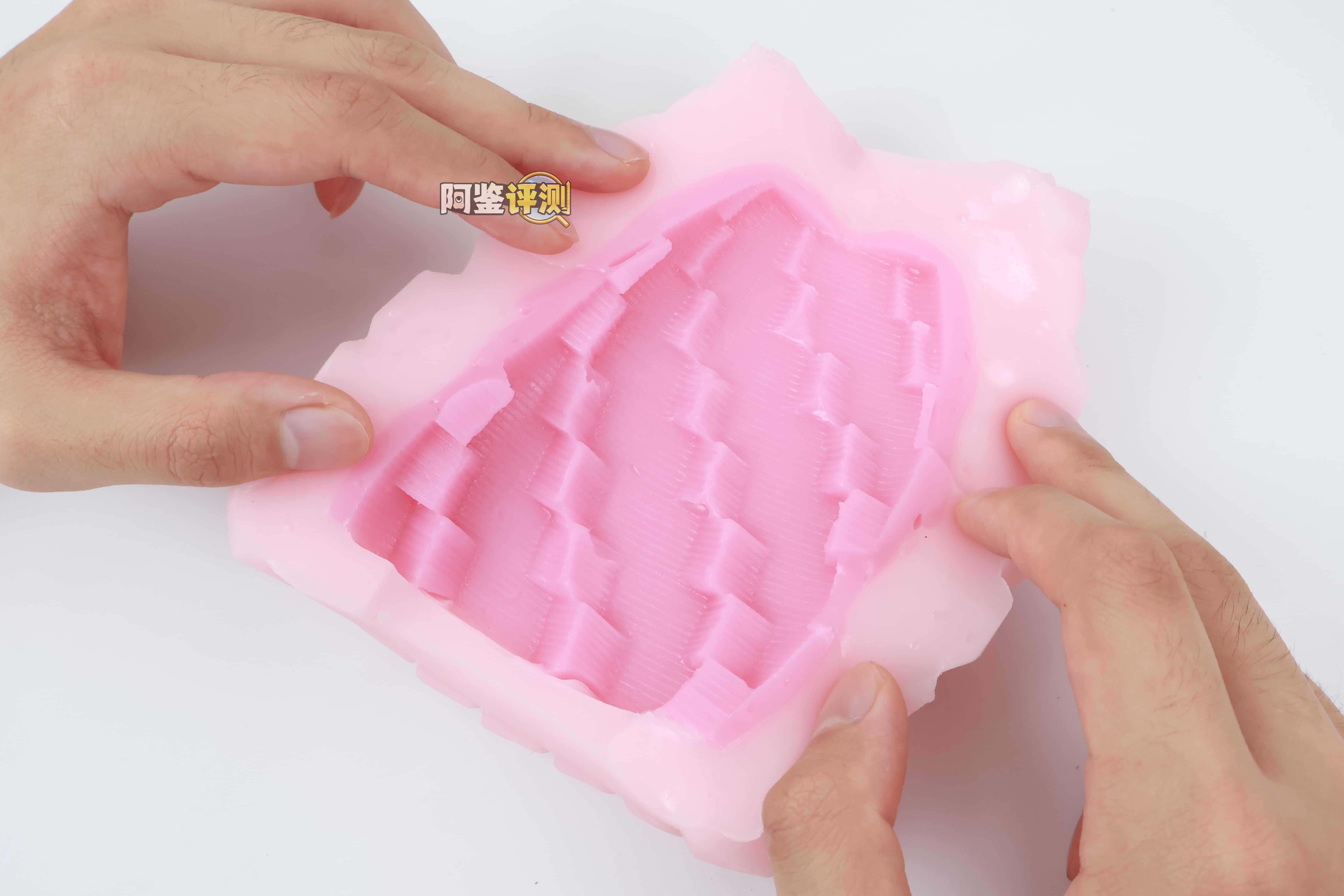 KK——“榨精术士”评测！外软内硬的旋转大块结构，有物理刺激但缺少一些肉感的包裹