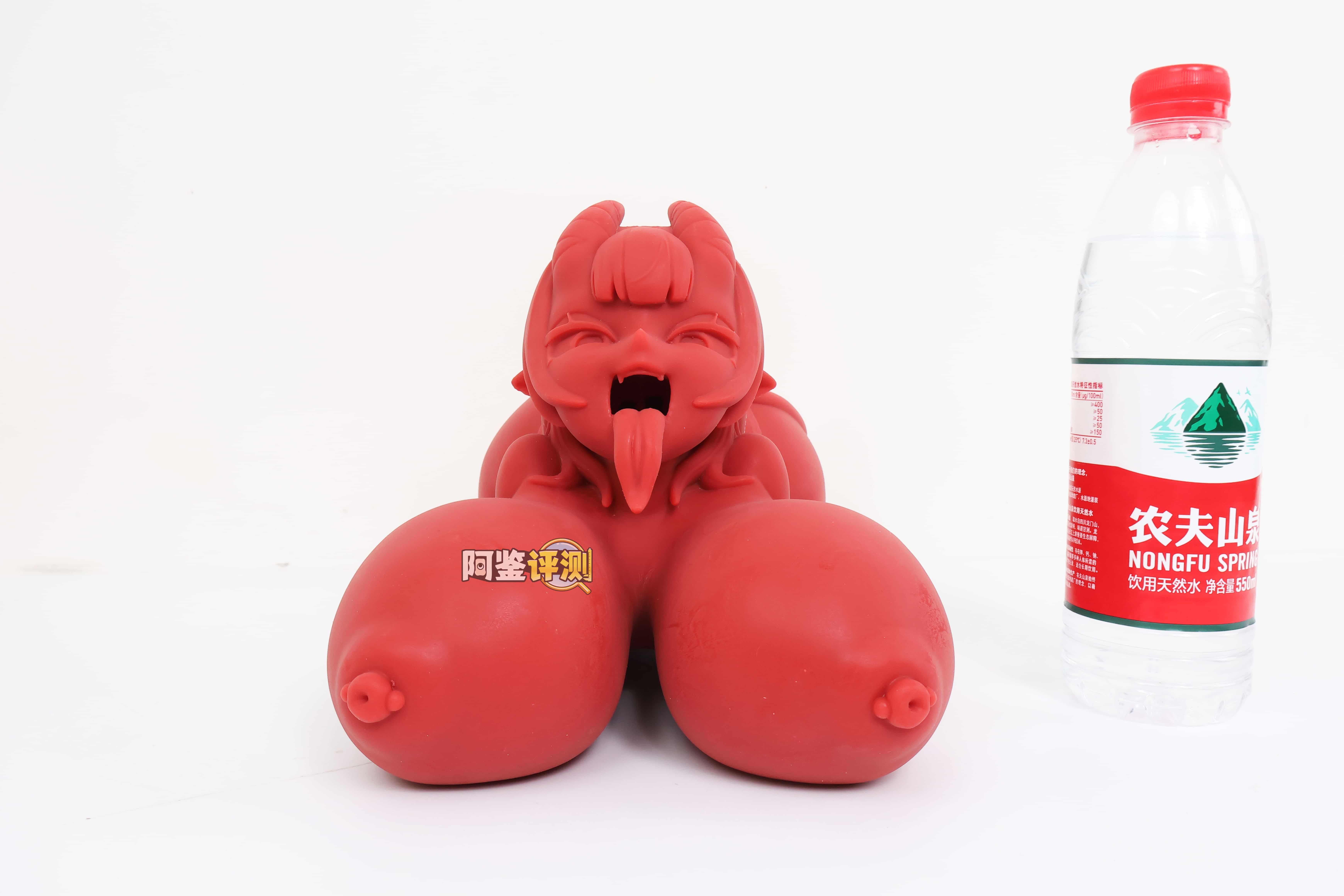 MRL——”魅魔meru”评测！硅胶材质制作的手办型联名杯子，看着有趣用起来却有点痛苦