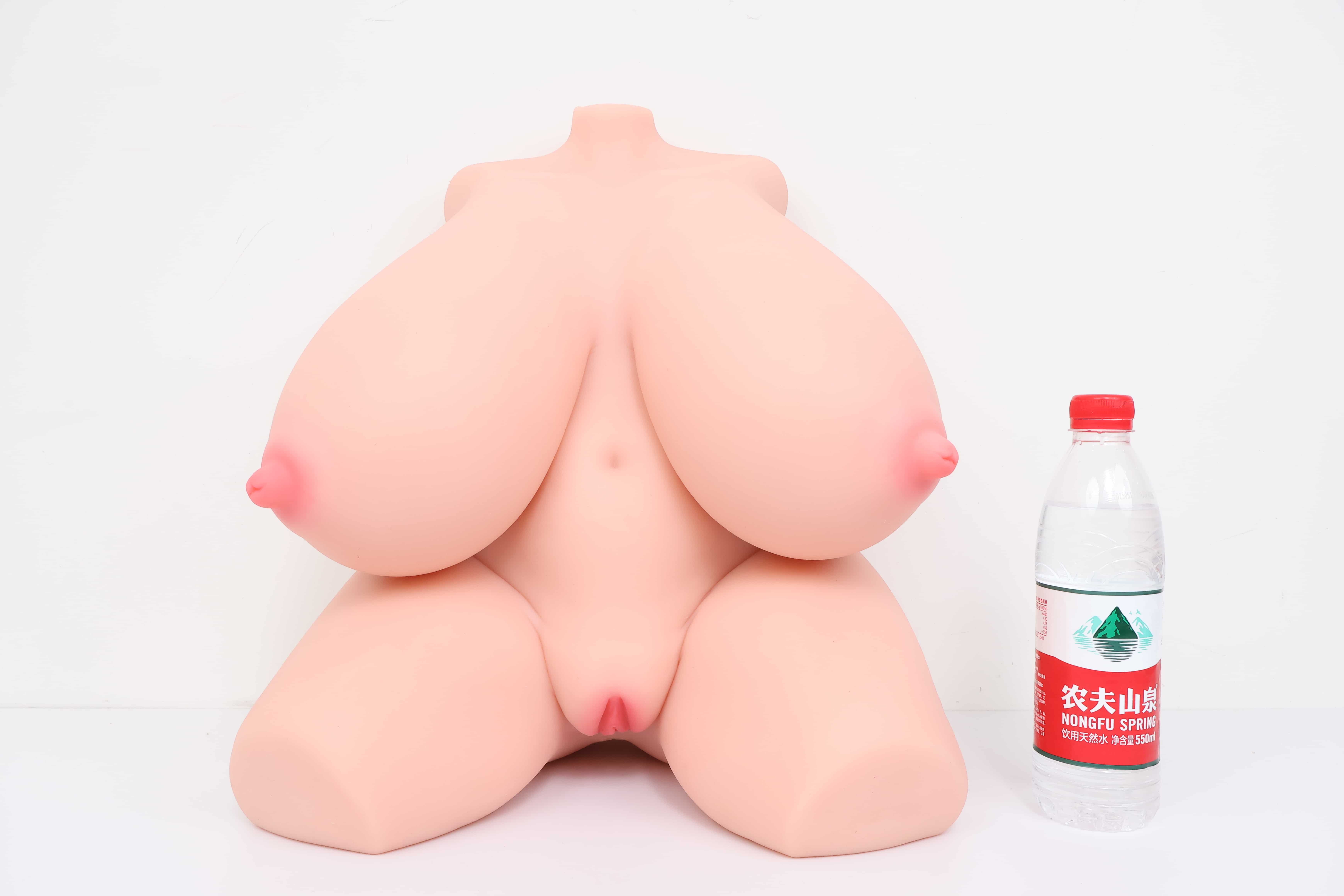 GOSE——"小鬼魔皇2代"评测！挑战极限的爆乳大倒模，极端身材的加码高配